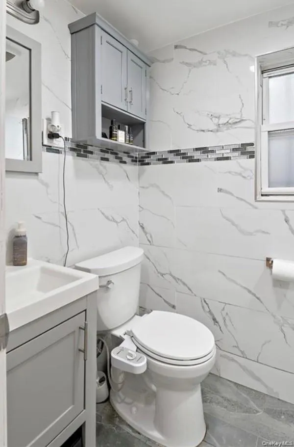 2934 Tenbroeck Avenue, New York, NY, 1 Bedroom Bedrooms, 3 Rooms Rooms,1 BathroomBathrooms,Residential Lease,For Rent,Tenbroeck,0,1009576 2934 Tenbroeck Avenue, New York, NY, 1 Bedroom Bedrooms, 3 Rooms Rooms,1 BathroomBathrooms,Residential Lease,For Rent,Tenbroeck,0,1009576