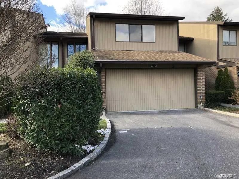 48 Wimbledon Drive, North Hempstead, NY, 3 Bedrooms Bedrooms, 7 Rooms Rooms,2 BathroomsBathrooms,Residential Lease,For Rent,Wimbledon,0,1009577 48 Wimbledon Drive, North Hempstead, NY, 3 Bedrooms Bedrooms, 7 Rooms Rooms,2 BathroomsBathrooms,Residential Lease,For Rent,Wimbledon,0,1009577