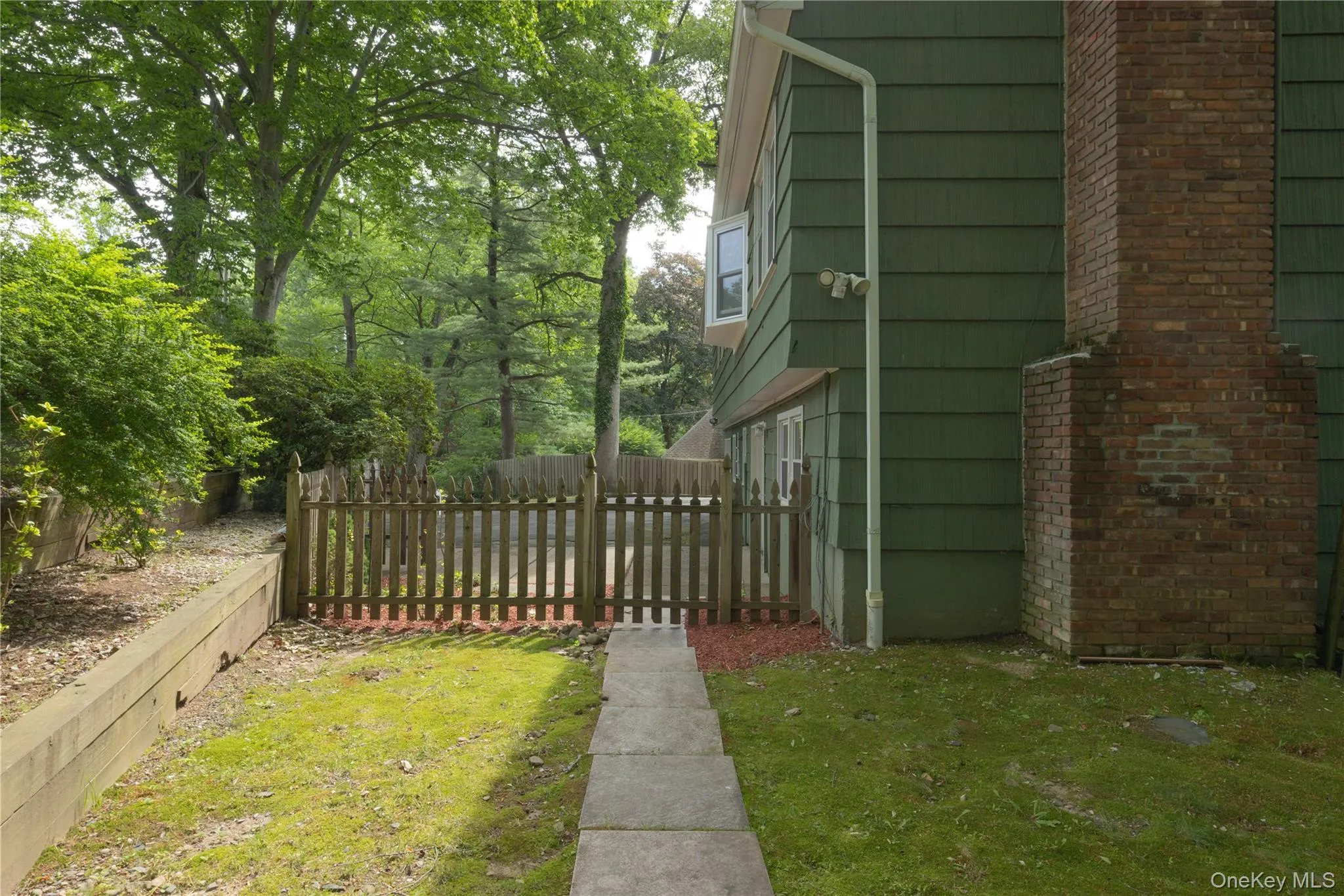 Fenced in yard spaces Fenced in yard spaces