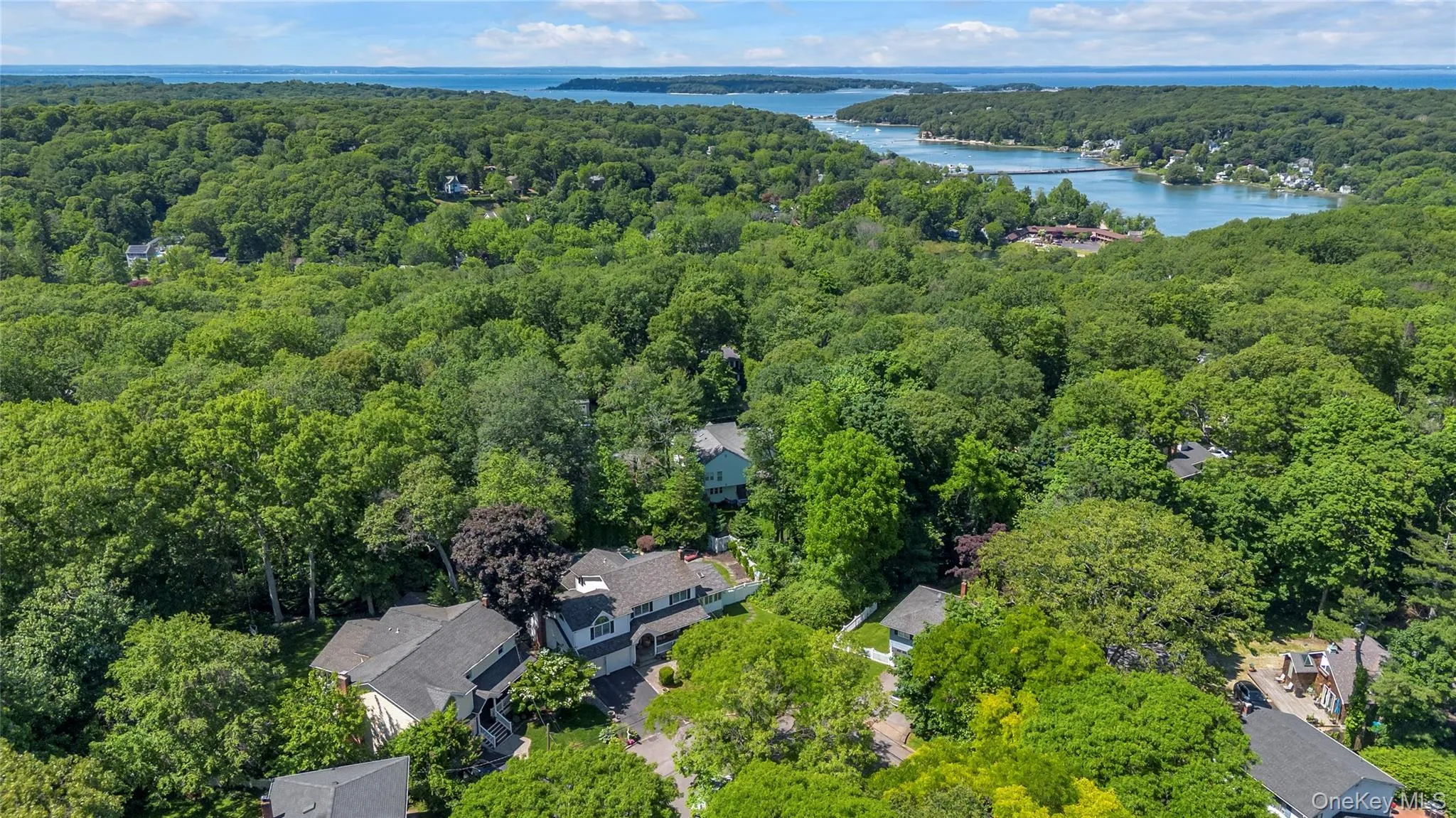21 Martha Court, Huntington, NY, 3 Bedrooms Bedrooms, 9 Rooms Rooms,2 BathroomsBathrooms,Residential,For Rent,Martha,0,1009590 21 Martha Court, Huntington, NY, 3 Bedrooms Bedrooms, 9 Rooms Rooms,2 BathroomsBathrooms,Residential,For Rent,Martha,0,1009590