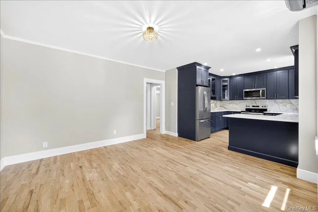 584 Shore Drive, New Windsor, NY, 4 Bedrooms Bedrooms, 9 Rooms Rooms,2 BathroomsBathrooms,Residential,For Rent,Shore,0,1009591 584 Shore Drive, New Windsor, NY, 4 Bedrooms Bedrooms, 9 Rooms Rooms,2 BathroomsBathrooms,Residential,For Rent,Shore,0,1009591