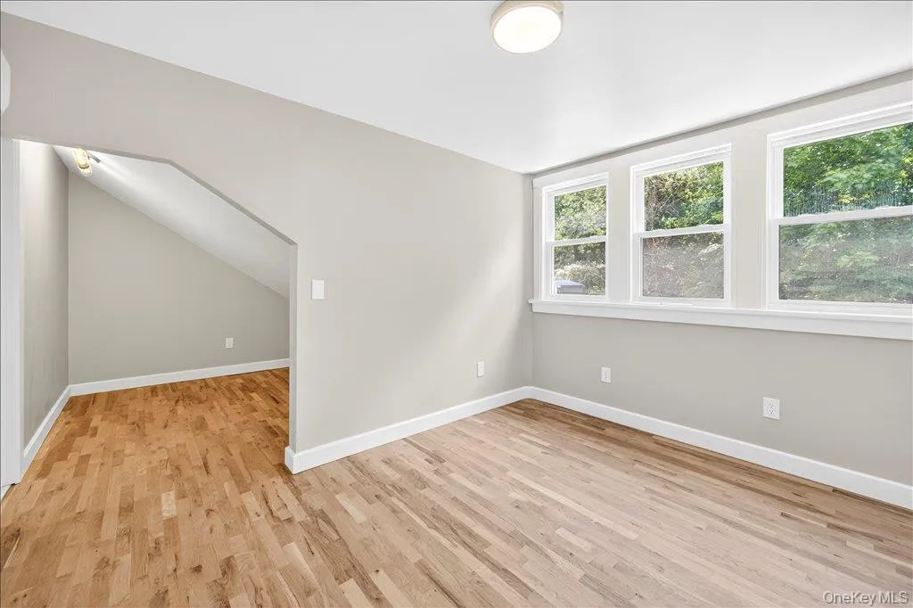 584 Shore Drive, New Windsor, NY, 4 Bedrooms Bedrooms, 9 Rooms Rooms,2 BathroomsBathrooms,Residential,For Rent,Shore,0,1009591 584 Shore Drive, New Windsor, NY, 4 Bedrooms Bedrooms, 9 Rooms Rooms,2 BathroomsBathrooms,Residential,For Rent,Shore,0,1009591
