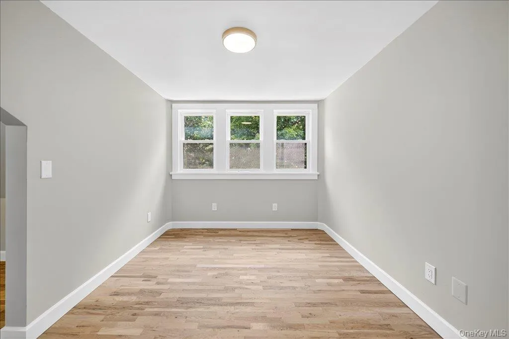 584 Shore Drive, New Windsor, NY, 4 Bedrooms Bedrooms, 9 Rooms Rooms,2 BathroomsBathrooms,Residential,For Rent,Shore,0,1009591 584 Shore Drive, New Windsor, NY, 4 Bedrooms Bedrooms, 9 Rooms Rooms,2 BathroomsBathrooms,Residential,For Rent,Shore,0,1009591