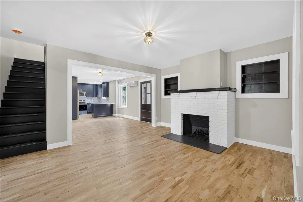 584 Shore Drive, New Windsor, NY, 4 Bedrooms Bedrooms, 9 Rooms Rooms,2 BathroomsBathrooms,Residential,For Rent,Shore,0,1009591 584 Shore Drive, New Windsor, NY, 4 Bedrooms Bedrooms, 9 Rooms Rooms,2 BathroomsBathrooms,Residential,For Rent,Shore,0,1009591