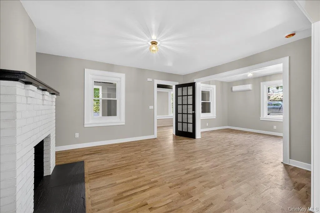 584 Shore Drive, New Windsor, NY, 4 Bedrooms Bedrooms, 9 Rooms Rooms,2 BathroomsBathrooms,Residential,For Rent,Shore,0,1009591 584 Shore Drive, New Windsor, NY, 4 Bedrooms Bedrooms, 9 Rooms Rooms,2 BathroomsBathrooms,Residential,For Rent,Shore,0,1009591
