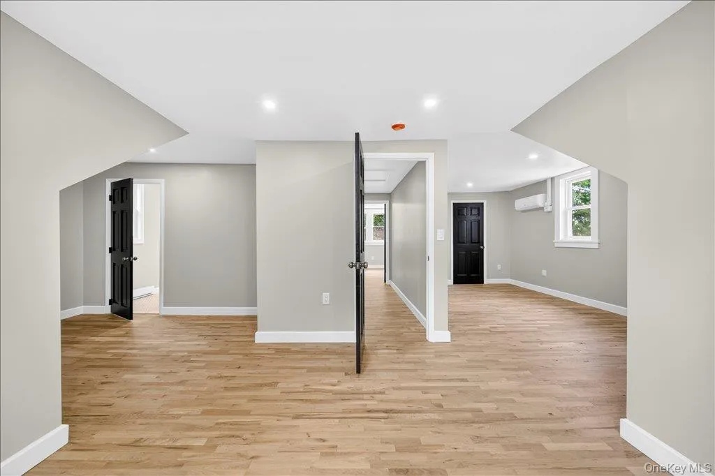 584 Shore Drive, New Windsor, NY, 4 Bedrooms Bedrooms, 9 Rooms Rooms,2 BathroomsBathrooms,Residential,For Rent,Shore,0,1009591 584 Shore Drive, New Windsor, NY, 4 Bedrooms Bedrooms, 9 Rooms Rooms,2 BathroomsBathrooms,Residential,For Rent,Shore,0,1009591