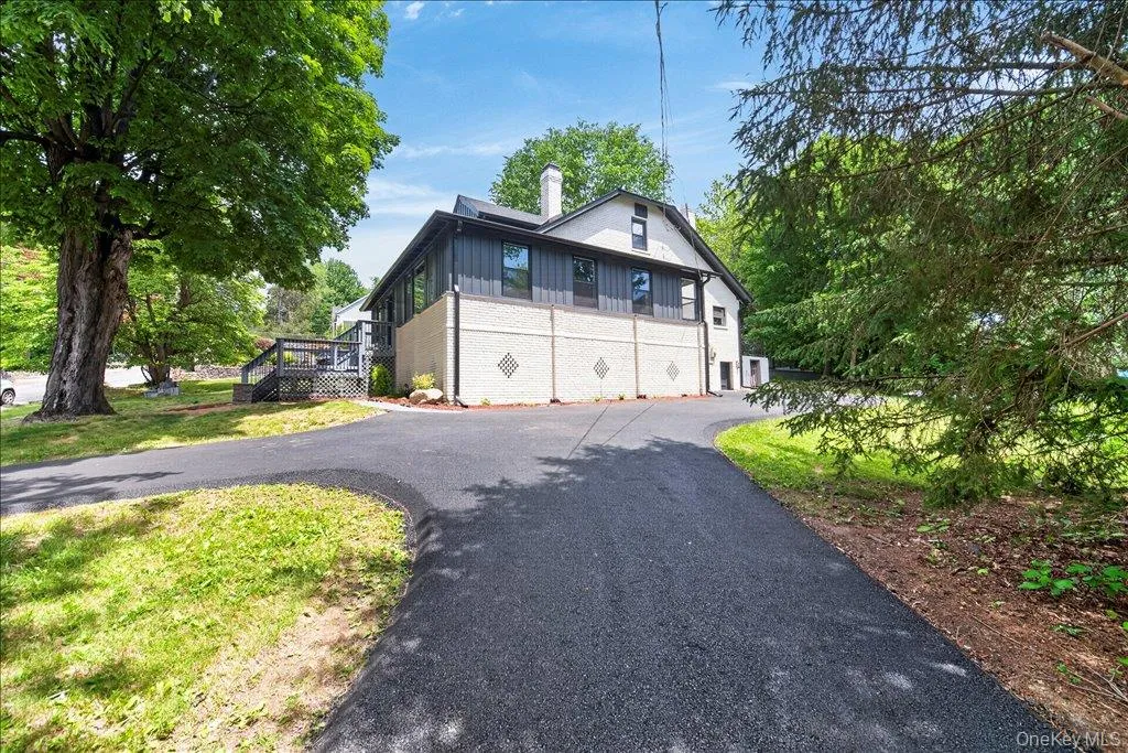 584 Shore Drive, New Windsor, NY, 4 Bedrooms Bedrooms, 9 Rooms Rooms,2 BathroomsBathrooms,Residential,For Rent,Shore,0,1009591 584 Shore Drive, New Windsor, NY, 4 Bedrooms Bedrooms, 9 Rooms Rooms,2 BathroomsBathrooms,Residential,For Rent,Shore,0,1009591
