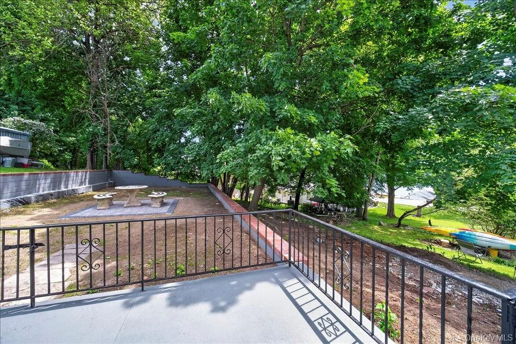 584 Shore Drive, New Windsor, NY, 4 Bedrooms Bedrooms, 9 Rooms Rooms,2 BathroomsBathrooms,Residential,For Rent,Shore,0,1009591 584 Shore Drive, New Windsor, NY, 4 Bedrooms Bedrooms, 9 Rooms Rooms,2 BathroomsBathrooms,Residential,For Rent,Shore,0,1009591