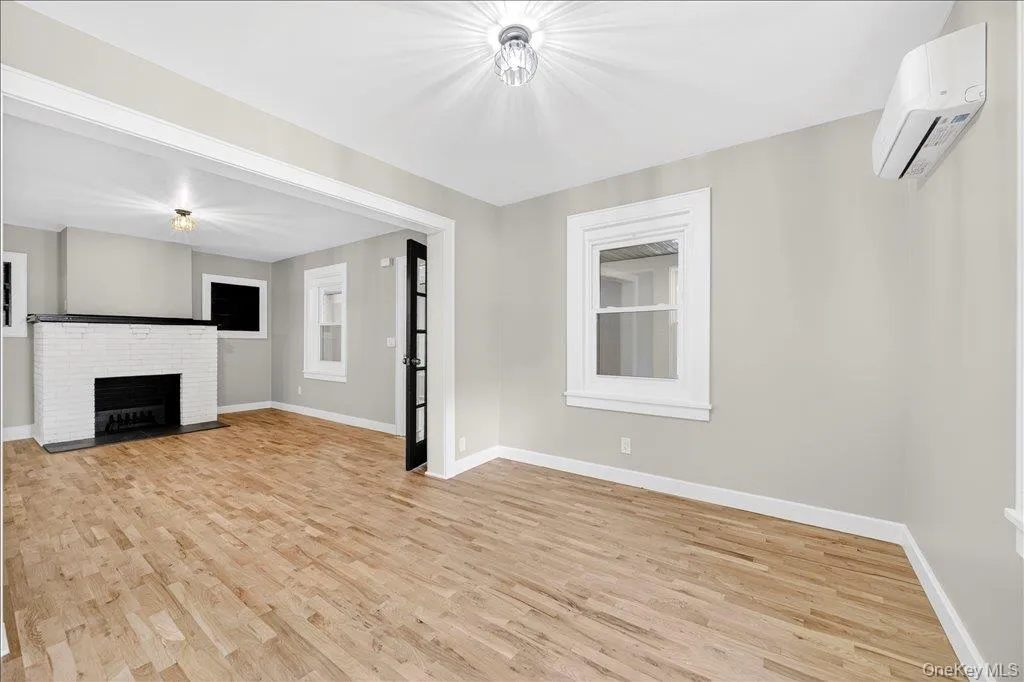 584 Shore Drive, New Windsor, NY, 4 Bedrooms Bedrooms, 9 Rooms Rooms,2 BathroomsBathrooms,Residential,For Rent,Shore,0,1009591 584 Shore Drive, New Windsor, NY, 4 Bedrooms Bedrooms, 9 Rooms Rooms,2 BathroomsBathrooms,Residential,For Rent,Shore,0,1009591