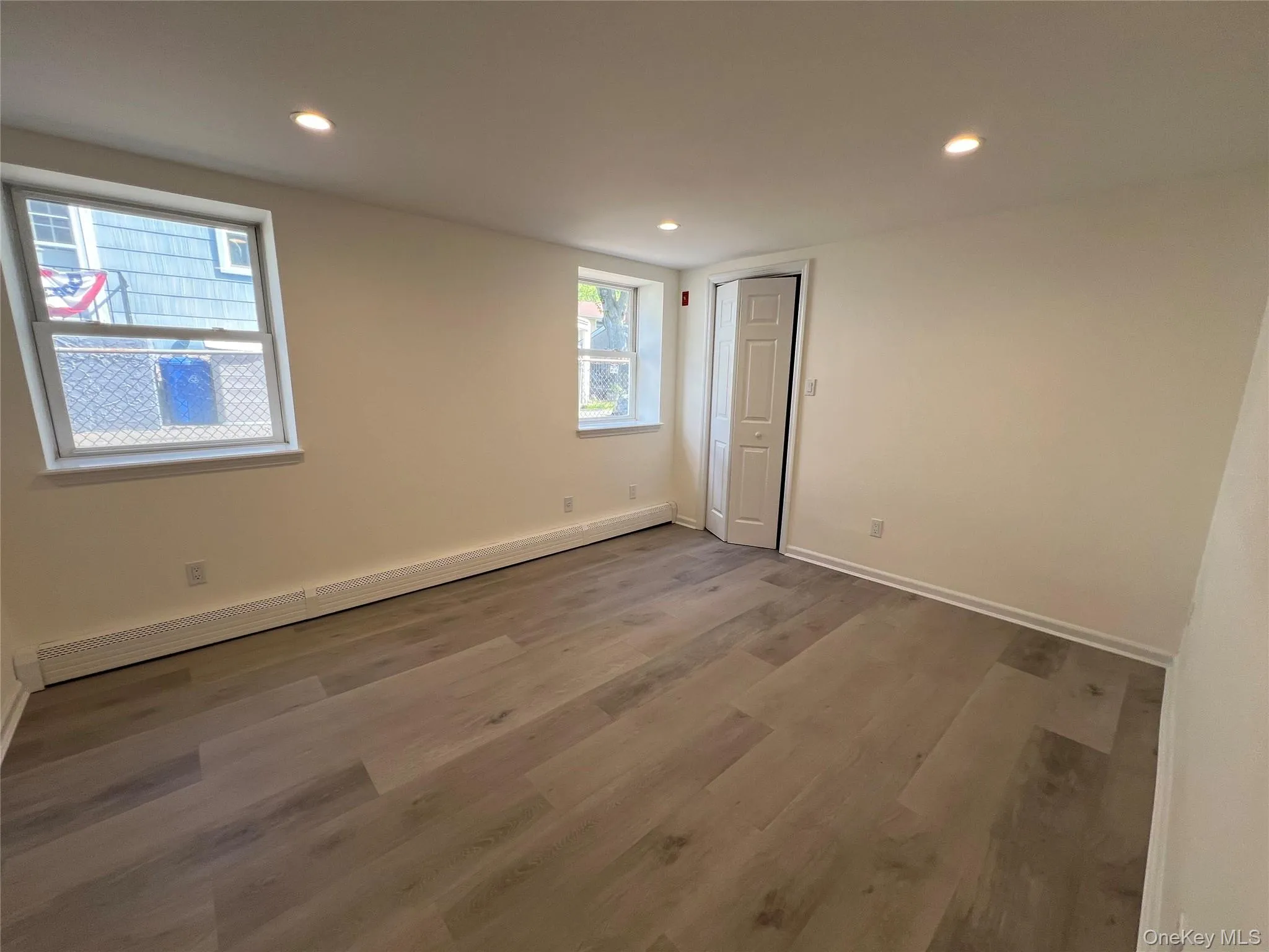 82 Hickory Road, North Hempstead, NY, 2 Bedrooms Bedrooms, 4 Rooms Rooms,1 BathroomBathrooms,Residential Lease,For Rent,Hickory,0,1009614 82 Hickory Road, North Hempstead, NY, 2 Bedrooms Bedrooms, 4 Rooms Rooms,1 BathroomBathrooms,Residential Lease,For Rent,Hickory,0,1009614