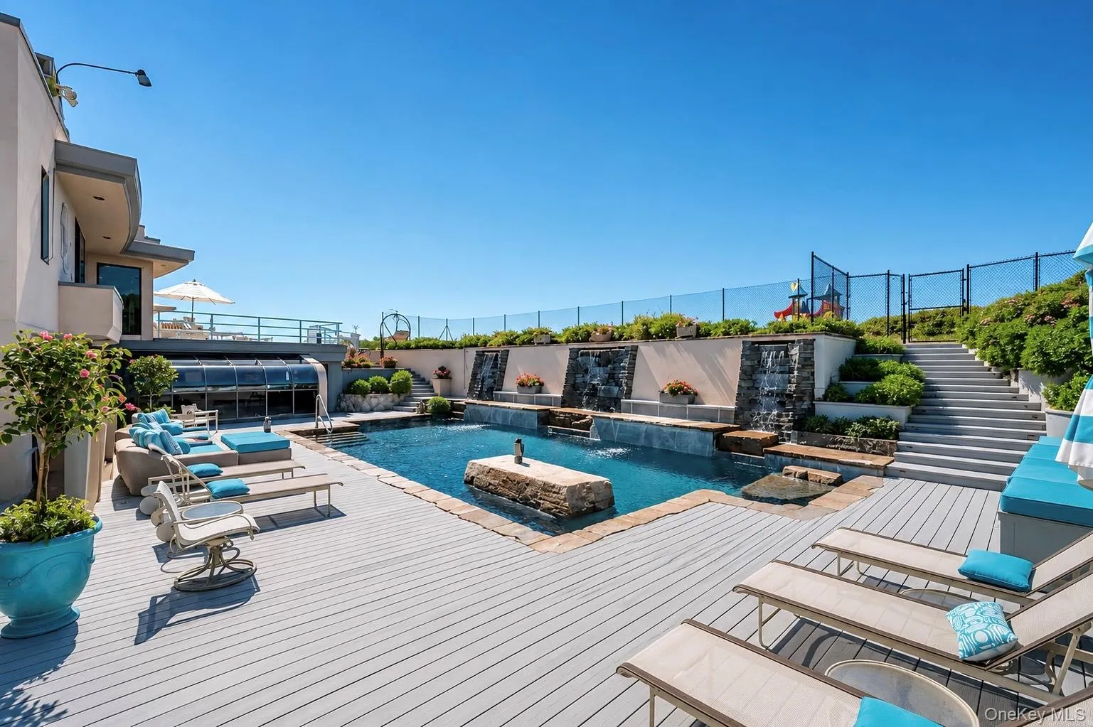 6 Gin Lane, Southampton, NY, 5 Bedrooms Bedrooms, 15 Rooms Rooms,6 BathroomsBathrooms,Residential Lease,For Rent,Gin,0,1009615 6 Gin Lane, Southampton, NY, 5 Bedrooms Bedrooms, 15 Rooms Rooms,6 BathroomsBathrooms,Residential Lease,For Rent,Gin,0,1009615