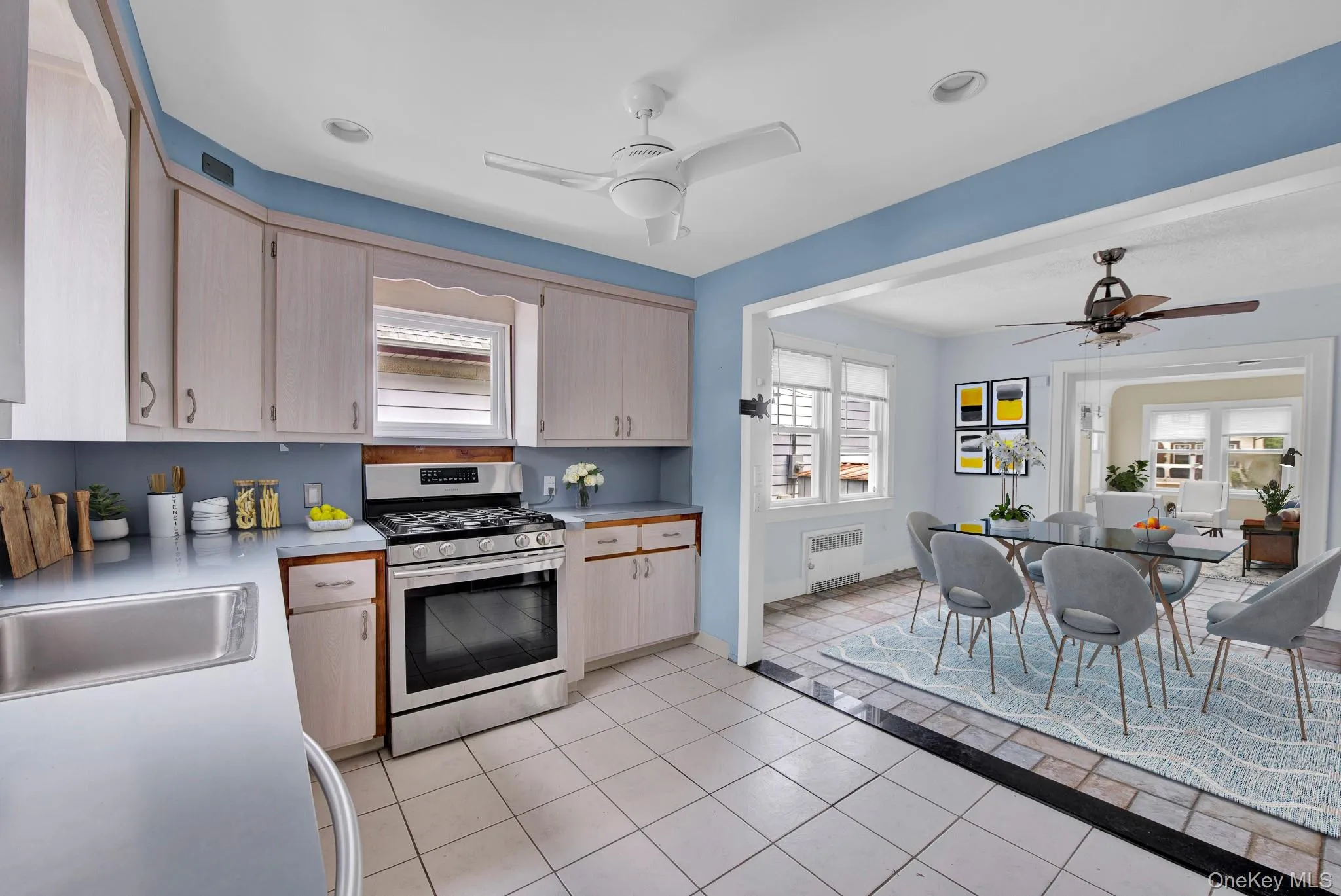 255 Rolling Street, Hempstead, NY, 3 Bedrooms Bedrooms, 6 Rooms Rooms,2 BathroomsBathrooms,Residential,For Rent,Rolling,0,1009618 255 Rolling Street, Hempstead, NY, 3 Bedrooms Bedrooms, 6 Rooms Rooms,2 BathroomsBathrooms,Residential,For Rent,Rolling,0,1009618