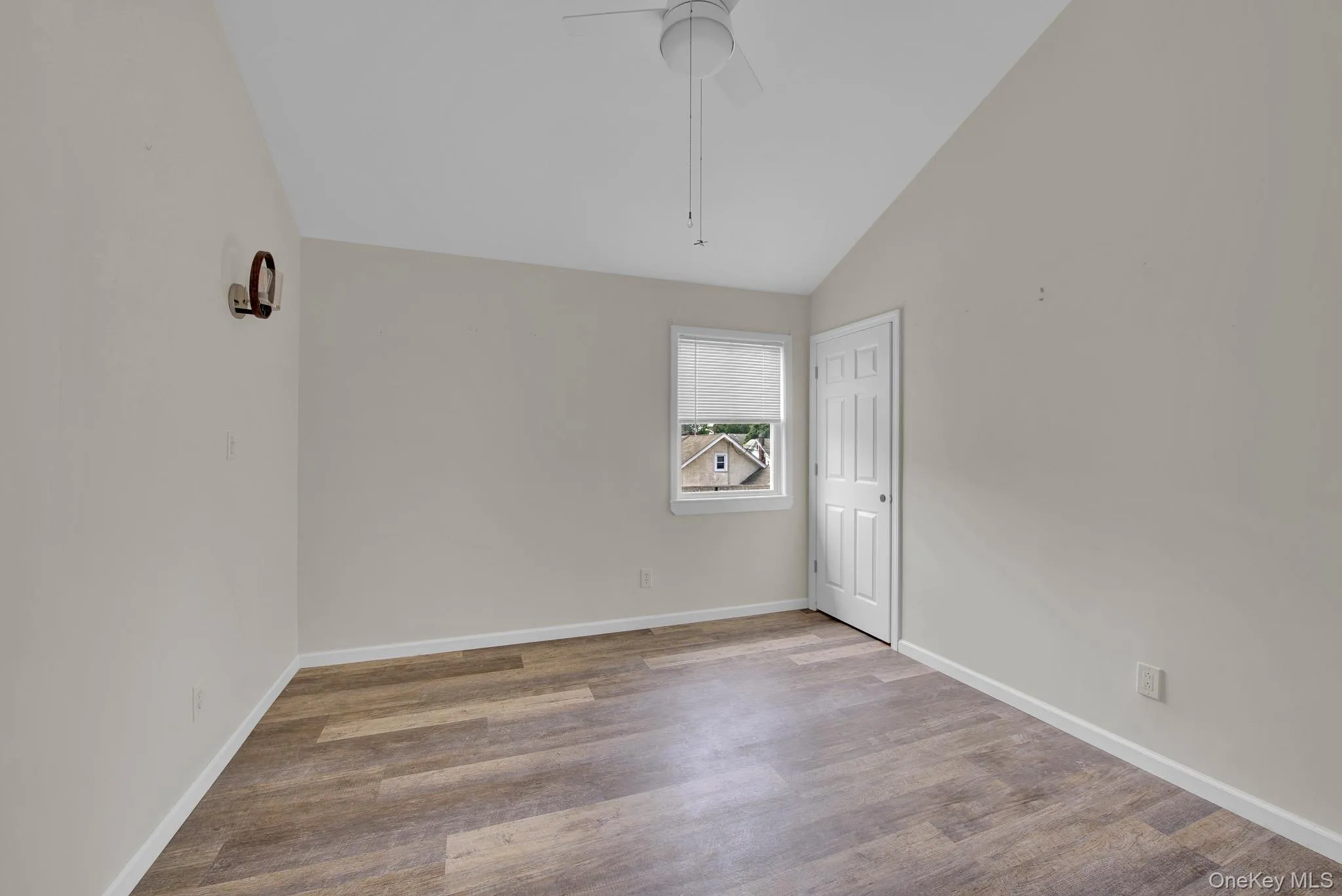 255 Rolling Street, Hempstead, NY, 3 Bedrooms Bedrooms, 6 Rooms Rooms,2 BathroomsBathrooms,Residential,For Rent,Rolling,0,1009618 255 Rolling Street, Hempstead, NY, 3 Bedrooms Bedrooms, 6 Rooms Rooms,2 BathroomsBathrooms,Residential,For Rent,Rolling,0,1009618