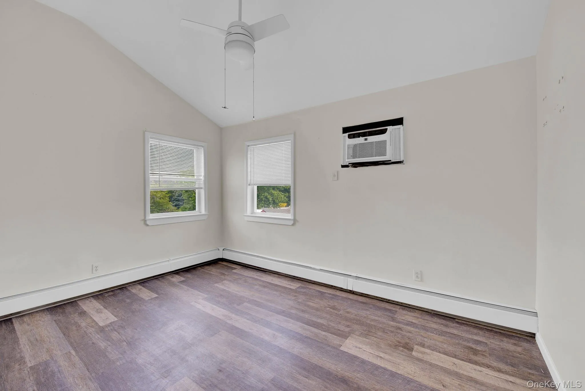 255 Rolling Street, Hempstead, NY, 3 Bedrooms Bedrooms, 6 Rooms Rooms,2 BathroomsBathrooms,Residential,For Rent,Rolling,0,1009618 255 Rolling Street, Hempstead, NY, 3 Bedrooms Bedrooms, 6 Rooms Rooms,2 BathroomsBathrooms,Residential,For Rent,Rolling,0,1009618
