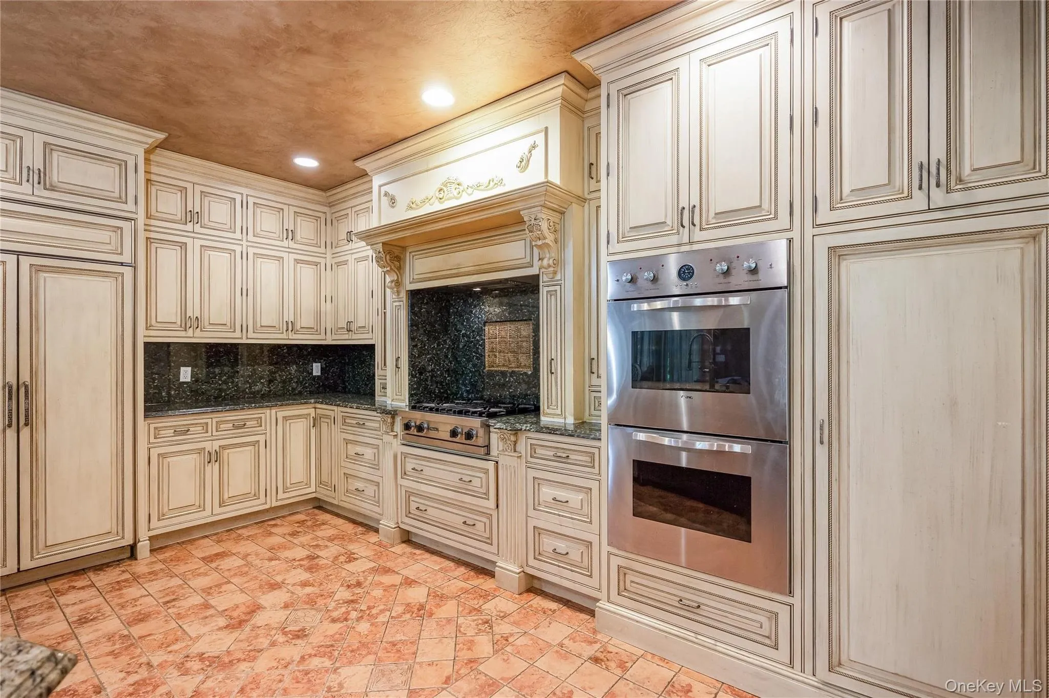 47 Pembroke Drive, Glen Cove, NY, 4 Bedrooms Bedrooms, 15 Rooms Rooms,3 BathroomsBathrooms,Residential,For Rent,Pembroke,0,1009620 47 Pembroke Drive, Glen Cove, NY, 4 Bedrooms Bedrooms, 15 Rooms Rooms,3 BathroomsBathrooms,Residential,For Rent,Pembroke,0,1009620