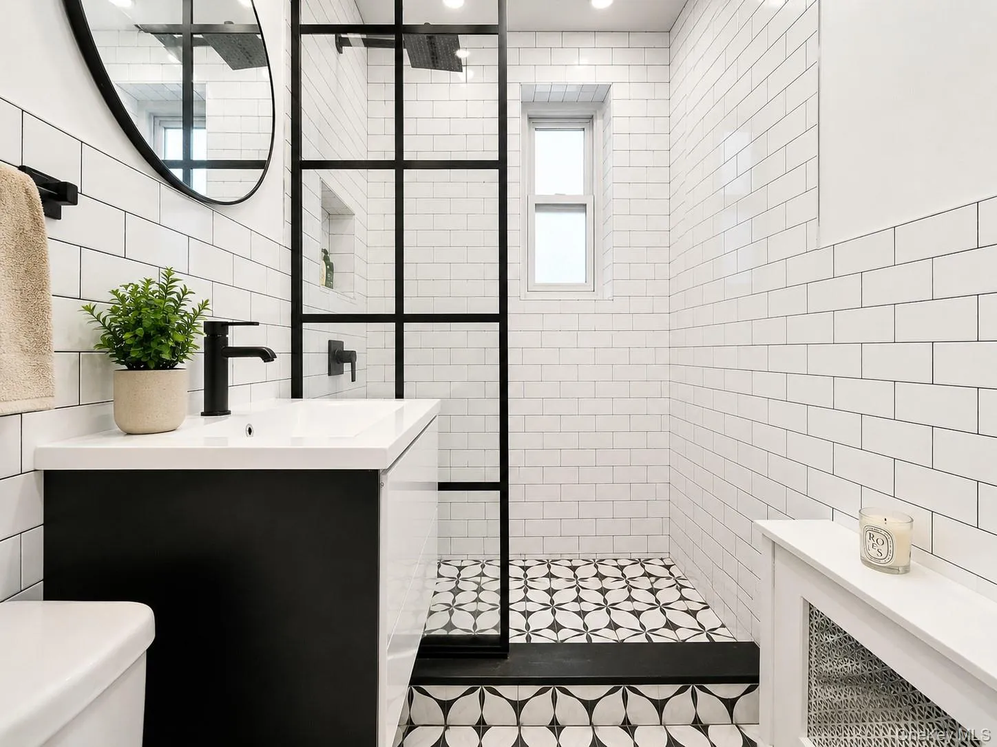 35-21 205th Street, New York, NY, 1 Bedroom Bedrooms, 4 Rooms Rooms,1 BathroomBathrooms,Residential,For Rent,205th,0,1009623 35-21 205th Street, New York, NY, 1 Bedroom Bedrooms, 4 Rooms Rooms,1 BathroomBathrooms,Residential,For Rent,205th,0,1009623