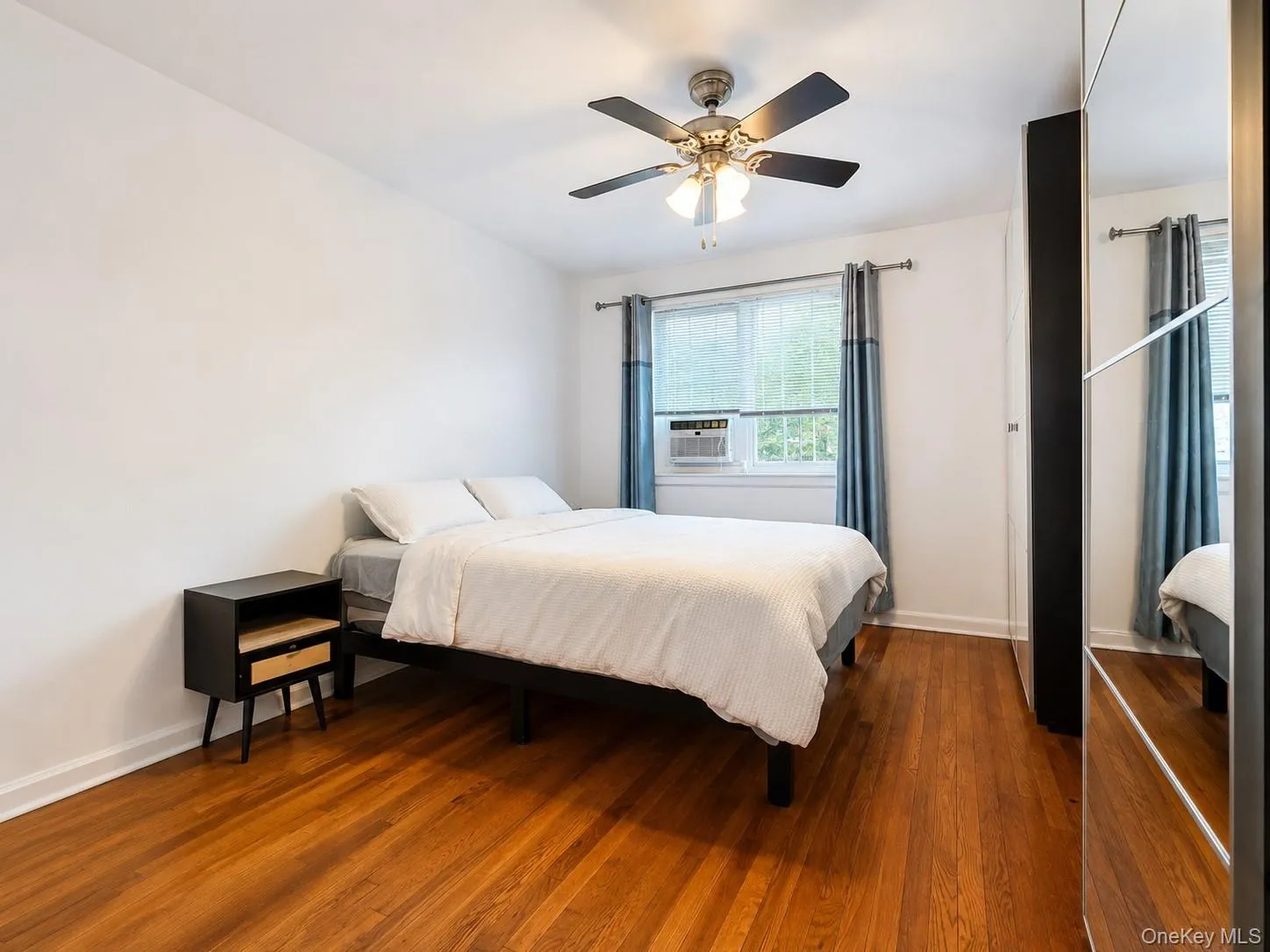 35-21 205th Street, New York, NY, 1 Bedroom Bedrooms, 4 Rooms Rooms,1 BathroomBathrooms,Residential,For Rent,205th,0,1009623 35-21 205th Street, New York, NY, 1 Bedroom Bedrooms, 4 Rooms Rooms,1 BathroomBathrooms,Residential,For Rent,205th,0,1009623