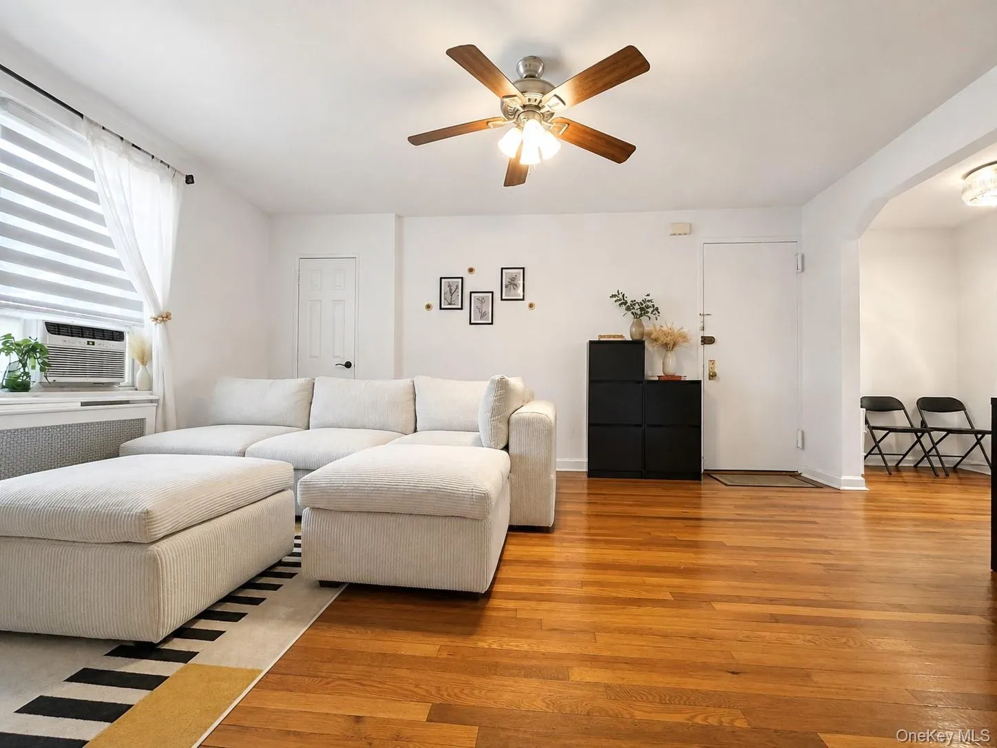 35-21 205th Street, New York, NY, 1 Bedroom Bedrooms, 4 Rooms Rooms,1 BathroomBathrooms,Residential,For Rent,205th,0,1009623 35-21 205th Street, New York, NY, 1 Bedroom Bedrooms, 4 Rooms Rooms,1 BathroomBathrooms,Residential,For Rent,205th,0,1009623