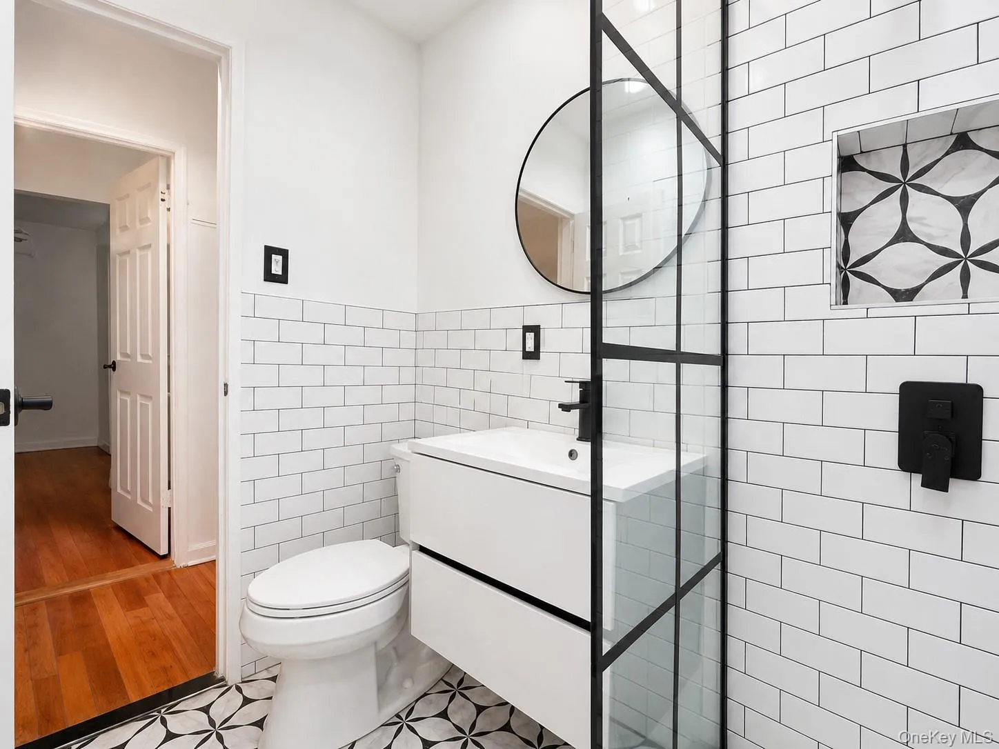 35-21 205th Street, New York, NY, 1 Bedroom Bedrooms, 4 Rooms Rooms,1 BathroomBathrooms,Residential,For Rent,205th,0,1009623 35-21 205th Street, New York, NY, 1 Bedroom Bedrooms, 4 Rooms Rooms,1 BathroomBathrooms,Residential,For Rent,205th,0,1009623