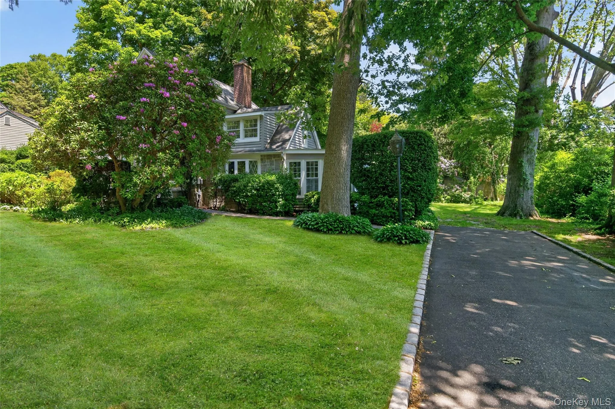 136 Lodge Avenue, Huntington, NY, 3 Bedrooms Bedrooms, 7 Rooms Rooms,2 BathroomsBathrooms,Residential,For Rent,Lodge,0,1009624 136 Lodge Avenue, Huntington, NY, 3 Bedrooms Bedrooms, 7 Rooms Rooms,2 BathroomsBathrooms,Residential,For Rent,Lodge,0,1009624