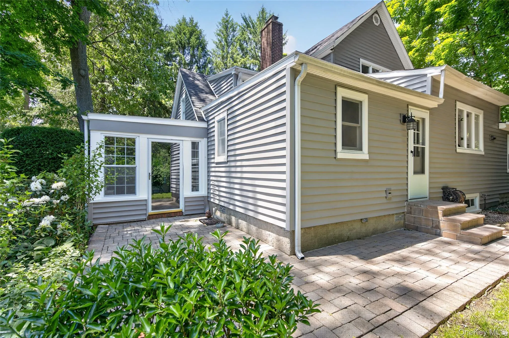 136 Lodge Avenue, Huntington, NY, 3 Bedrooms Bedrooms, 7 Rooms Rooms,2 BathroomsBathrooms,Residential,For Rent,Lodge,0,1009624 136 Lodge Avenue, Huntington, NY, 3 Bedrooms Bedrooms, 7 Rooms Rooms,2 BathroomsBathrooms,Residential,For Rent,Lodge,0,1009624