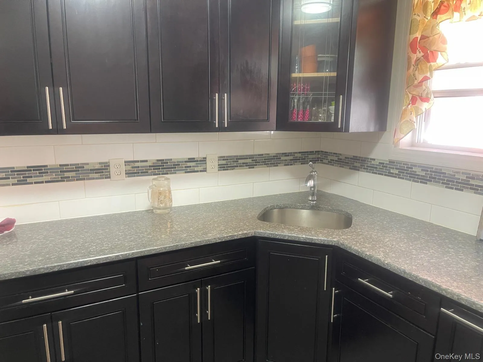 17747 106th Avenue, New York, NY, 3 Bedrooms Bedrooms, 4 Rooms Rooms,1 BathroomBathrooms,Residential Lease,For Rent,106th,0,1009630 17747 106th Avenue, New York, NY, 3 Bedrooms Bedrooms, 4 Rooms Rooms,1 BathroomBathrooms,Residential Lease,For Rent,106th,0,1009630