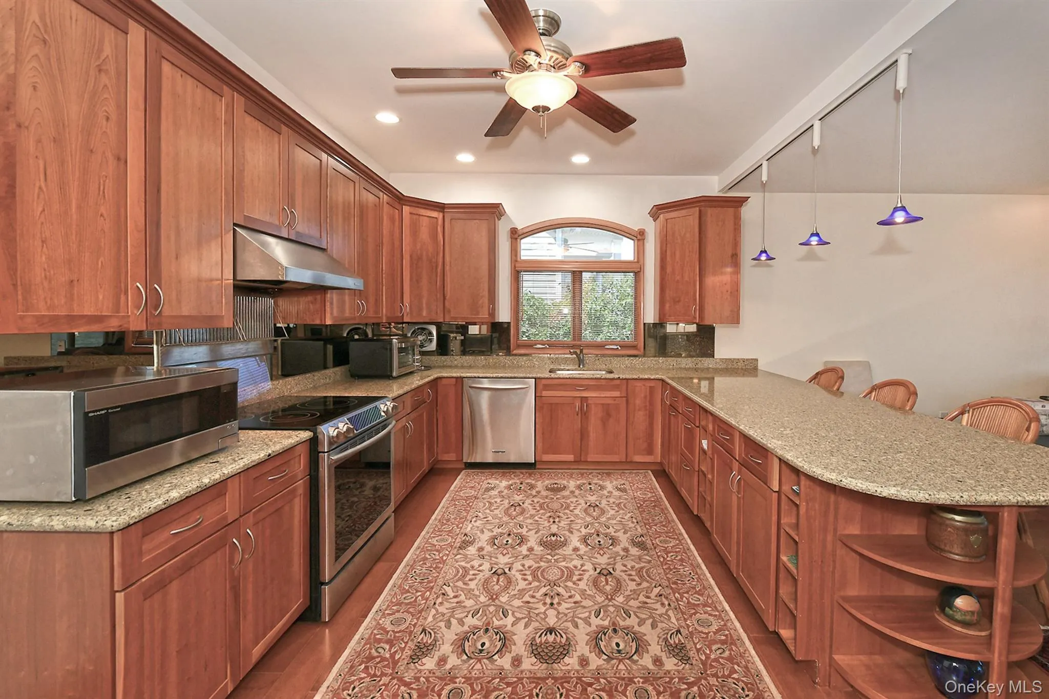 69 Ocean Avenue, Oyster Bay, NY, 5 Bedrooms Bedrooms, 8 Rooms Rooms,4 BathroomsBathrooms,Residential,For Rent,Ocean,0,1009632 69 Ocean Avenue, Oyster Bay, NY, 5 Bedrooms Bedrooms, 8 Rooms Rooms,4 BathroomsBathrooms,Residential,For Rent,Ocean,0,1009632