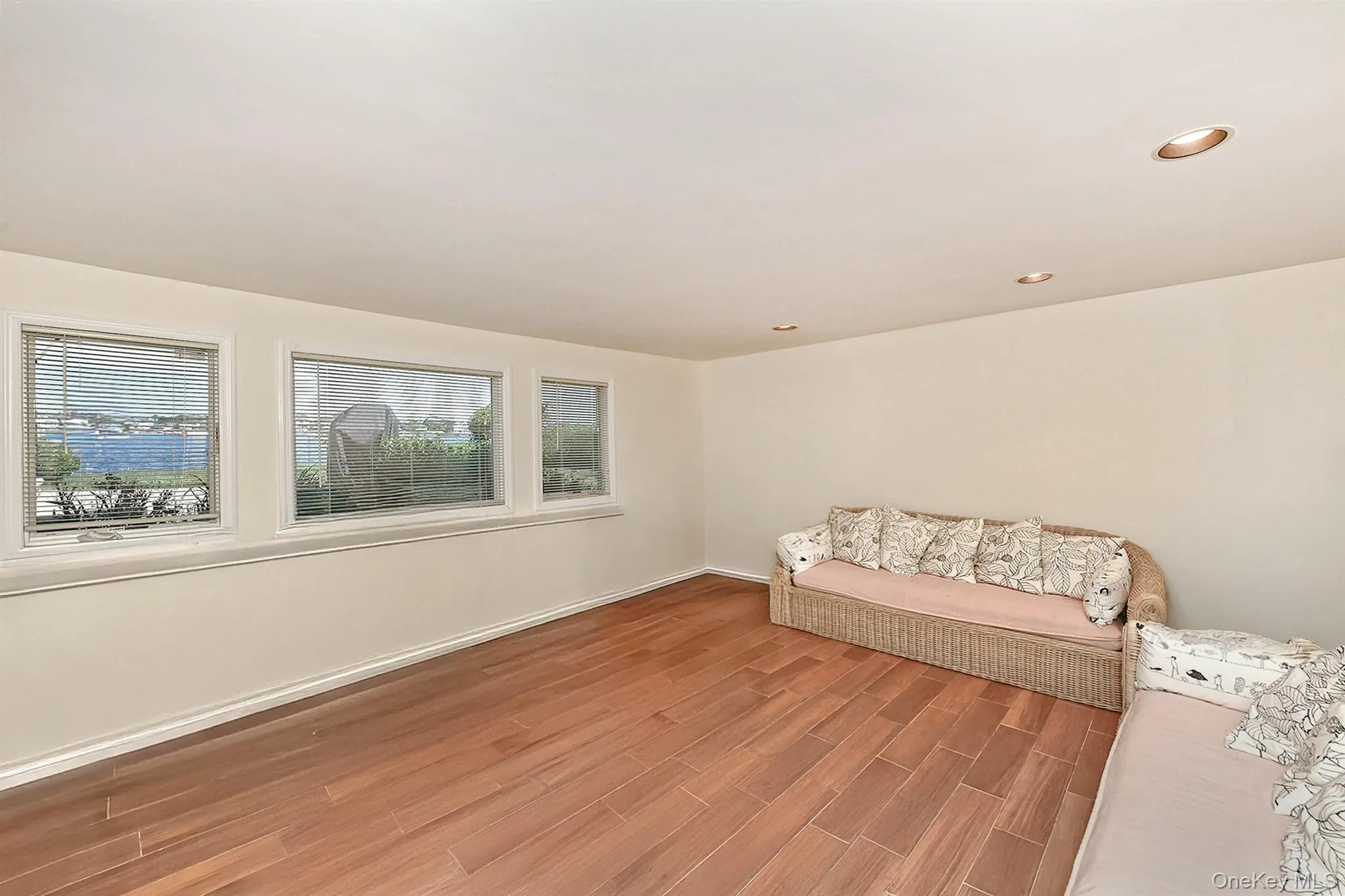 69 Ocean Avenue, Oyster Bay, NY, 5 Bedrooms Bedrooms, 8 Rooms Rooms,4 BathroomsBathrooms,Residential,For Rent,Ocean,0,1009632 69 Ocean Avenue, Oyster Bay, NY, 5 Bedrooms Bedrooms, 8 Rooms Rooms,4 BathroomsBathrooms,Residential,For Rent,Ocean,0,1009632