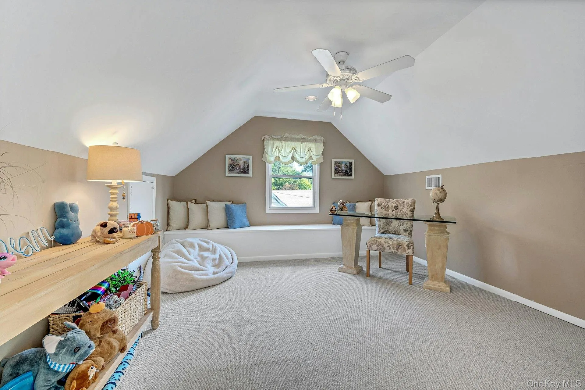 144 Thornbury Road, New Rochelle, NY, 4 Bedrooms Bedrooms, 8 Rooms Rooms,2 BathroomsBathrooms,Residential Lease,For Rent,Thornbury,0,1009638 144 Thornbury Road, New Rochelle, NY, 4 Bedrooms Bedrooms, 8 Rooms Rooms,2 BathroomsBathrooms,Residential Lease,For Rent,Thornbury,0,1009638