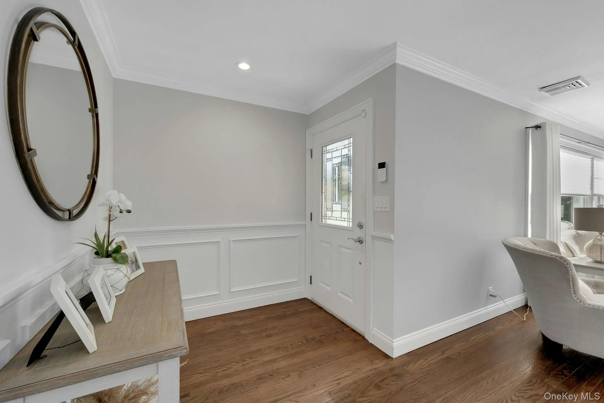 144 Thornbury Road, New Rochelle, NY, 4 Bedrooms Bedrooms, 8 Rooms Rooms,2 BathroomsBathrooms,Residential Lease,For Rent,Thornbury,0,1009638 144 Thornbury Road, New Rochelle, NY, 4 Bedrooms Bedrooms, 8 Rooms Rooms,2 BathroomsBathrooms,Residential Lease,For Rent,Thornbury,0,1009638