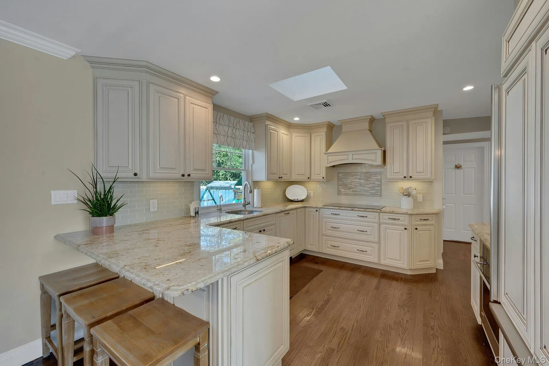 144 Thornbury Road, New Rochelle, NY, 4 Bedrooms Bedrooms, 8 Rooms Rooms,2 BathroomsBathrooms,Residential Lease,For Rent,Thornbury,0,1009638 144 Thornbury Road, New Rochelle, NY, 4 Bedrooms Bedrooms, 8 Rooms Rooms,2 BathroomsBathrooms,Residential Lease,For Rent,Thornbury,0,1009638