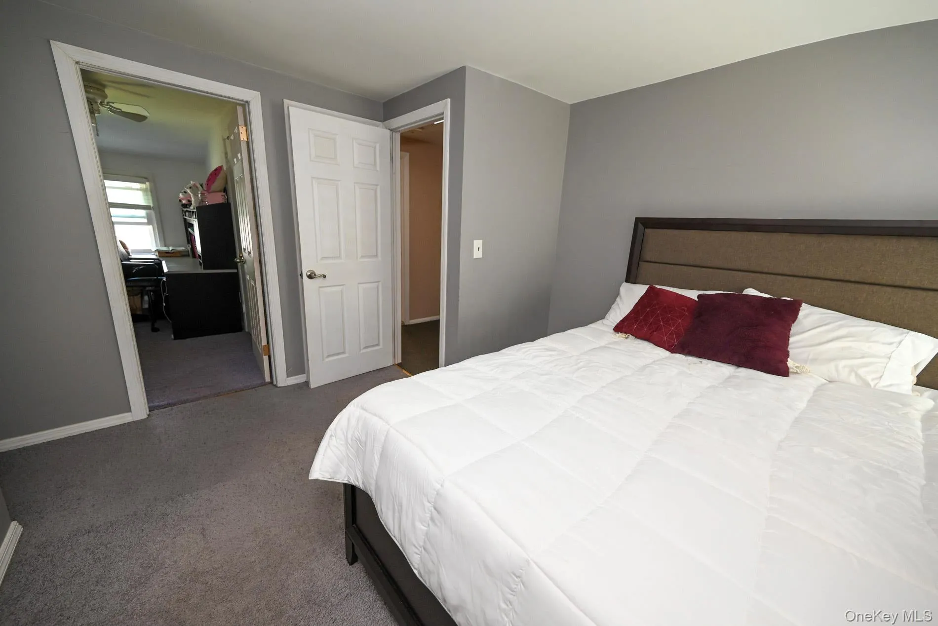 19 Midday Drive, Brookhaven, NY, 4 Bedrooms Bedrooms, 10 Rooms Rooms,3 BathroomsBathrooms,Residential,For Rent,Midday,0,1009640 19 Midday Drive, Brookhaven, NY, 4 Bedrooms Bedrooms, 10 Rooms Rooms,3 BathroomsBathrooms,Residential,For Rent,Midday,0,1009640