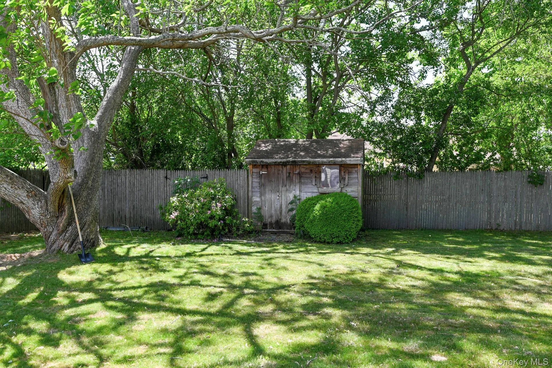 19 Midday Drive, Brookhaven, NY, 4 Bedrooms Bedrooms, 10 Rooms Rooms,3 BathroomsBathrooms,Residential,For Rent,Midday,0,1009640 19 Midday Drive, Brookhaven, NY, 4 Bedrooms Bedrooms, 10 Rooms Rooms,3 BathroomsBathrooms,Residential,For Rent,Midday,0,1009640