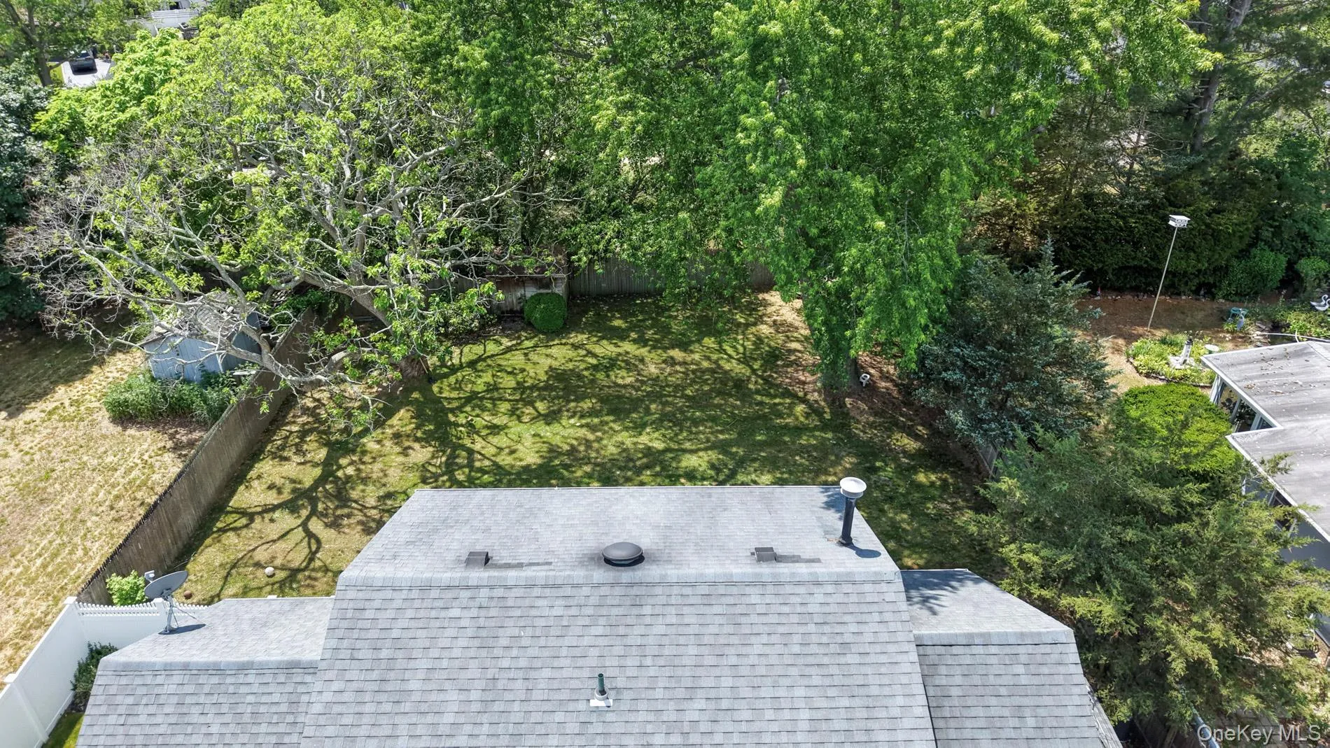 19 Midday Drive, Brookhaven, NY, 4 Bedrooms Bedrooms, 10 Rooms Rooms,3 BathroomsBathrooms,Residential,For Rent,Midday,0,1009640 19 Midday Drive, Brookhaven, NY, 4 Bedrooms Bedrooms, 10 Rooms Rooms,3 BathroomsBathrooms,Residential,For Rent,Midday,0,1009640