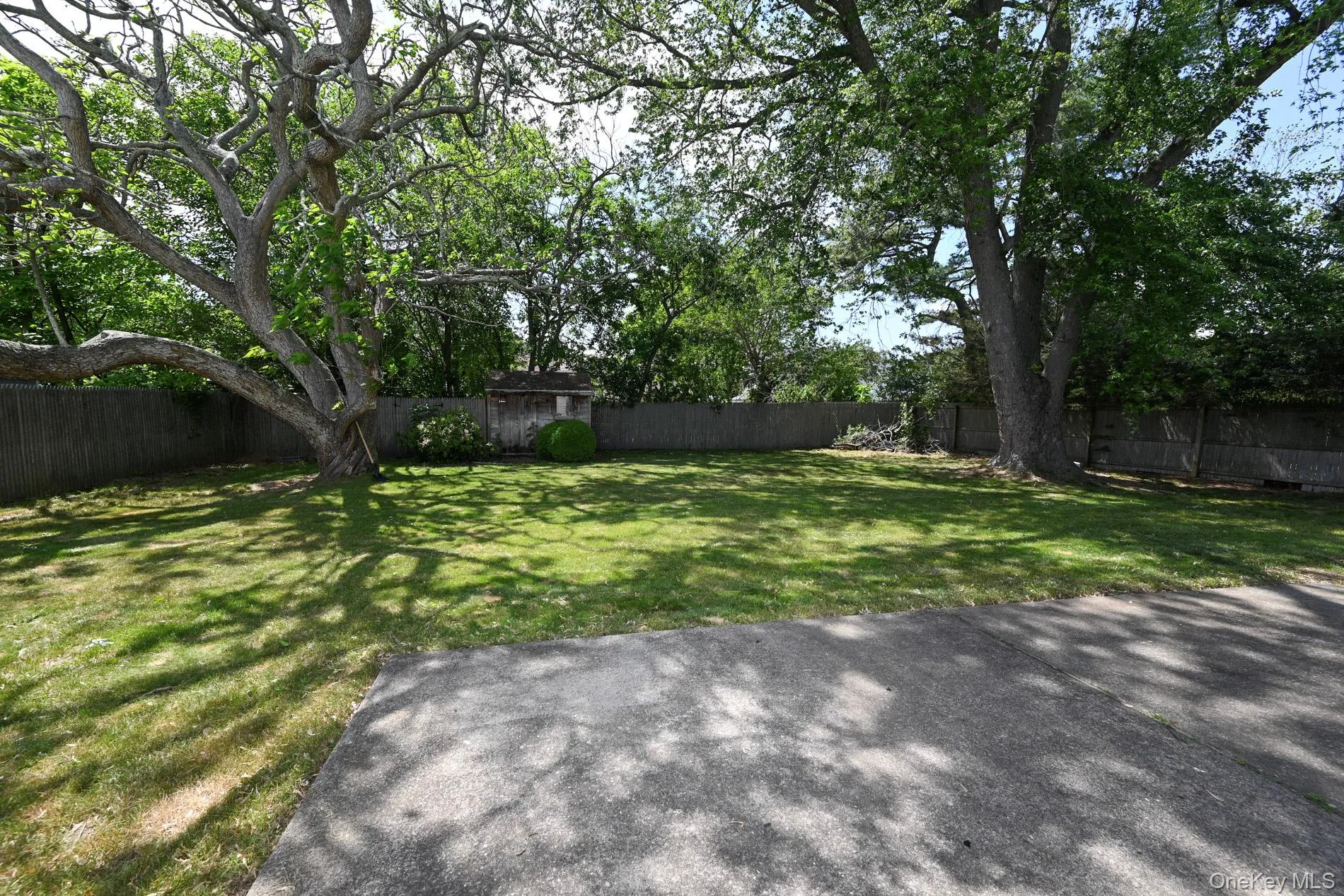 19 Midday Drive, Brookhaven, NY, 4 Bedrooms Bedrooms, 10 Rooms Rooms,3 BathroomsBathrooms,Residential,For Rent,Midday,0,1009640 19 Midday Drive, Brookhaven, NY, 4 Bedrooms Bedrooms, 10 Rooms Rooms,3 BathroomsBathrooms,Residential,For Rent,Midday,0,1009640