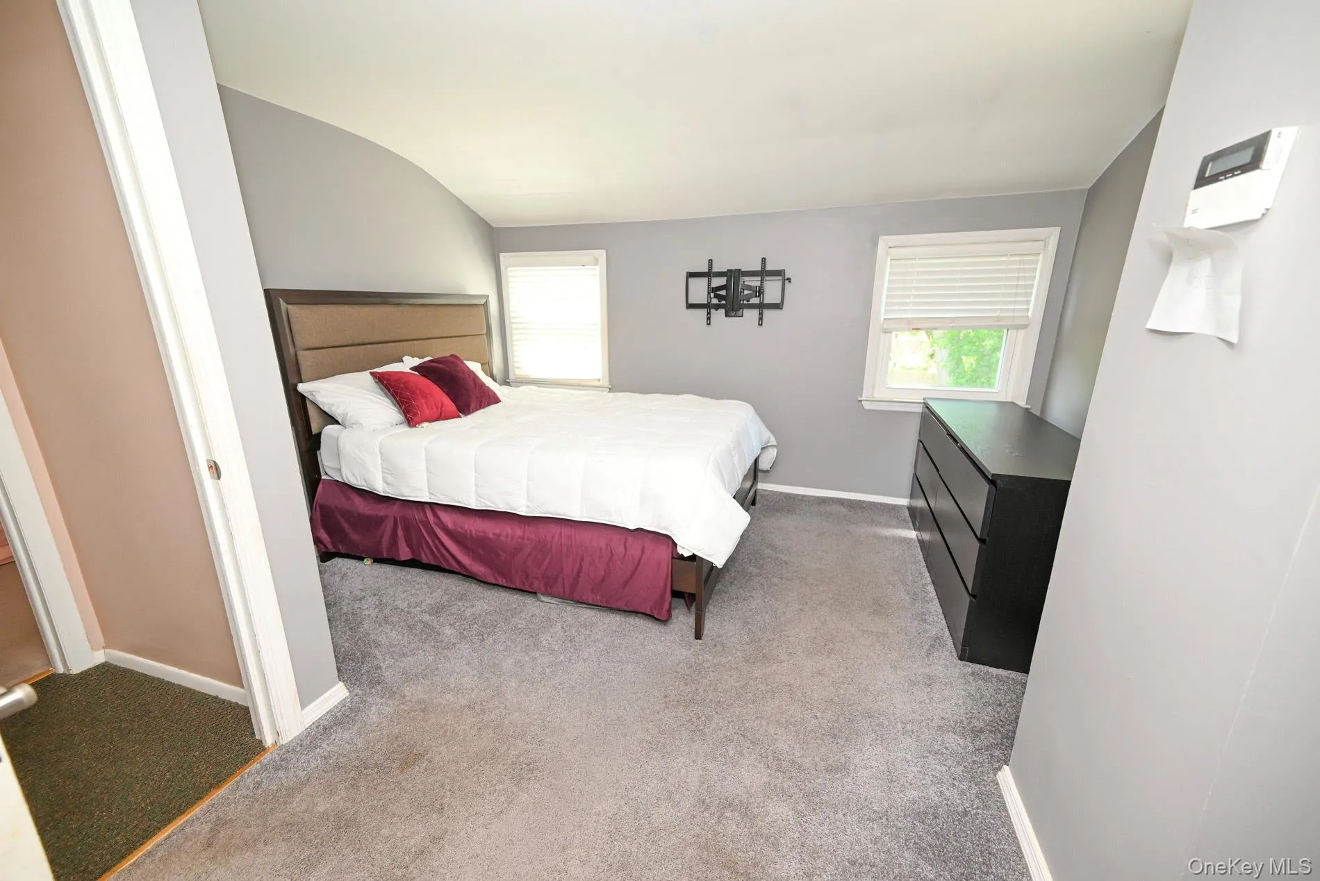 19 Midday Drive, Brookhaven, NY, 4 Bedrooms Bedrooms, 10 Rooms Rooms,3 BathroomsBathrooms,Residential,For Rent,Midday,0,1009640 19 Midday Drive, Brookhaven, NY, 4 Bedrooms Bedrooms, 10 Rooms Rooms,3 BathroomsBathrooms,Residential,For Rent,Midday,0,1009640