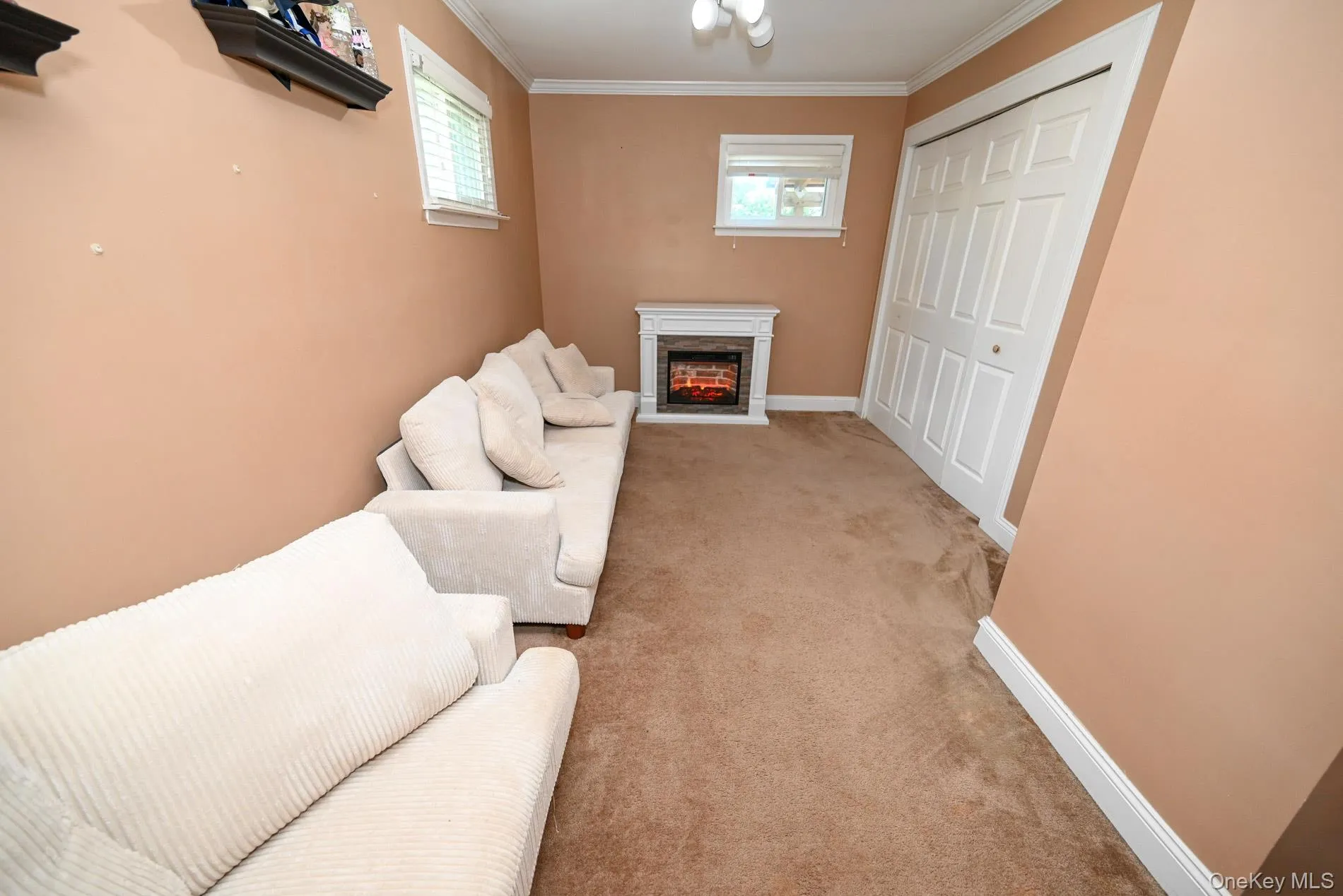 19 Midday Drive, Brookhaven, NY, 4 Bedrooms Bedrooms, 10 Rooms Rooms,3 BathroomsBathrooms,Residential,For Rent,Midday,0,1009640 19 Midday Drive, Brookhaven, NY, 4 Bedrooms Bedrooms, 10 Rooms Rooms,3 BathroomsBathrooms,Residential,For Rent,Midday,0,1009640