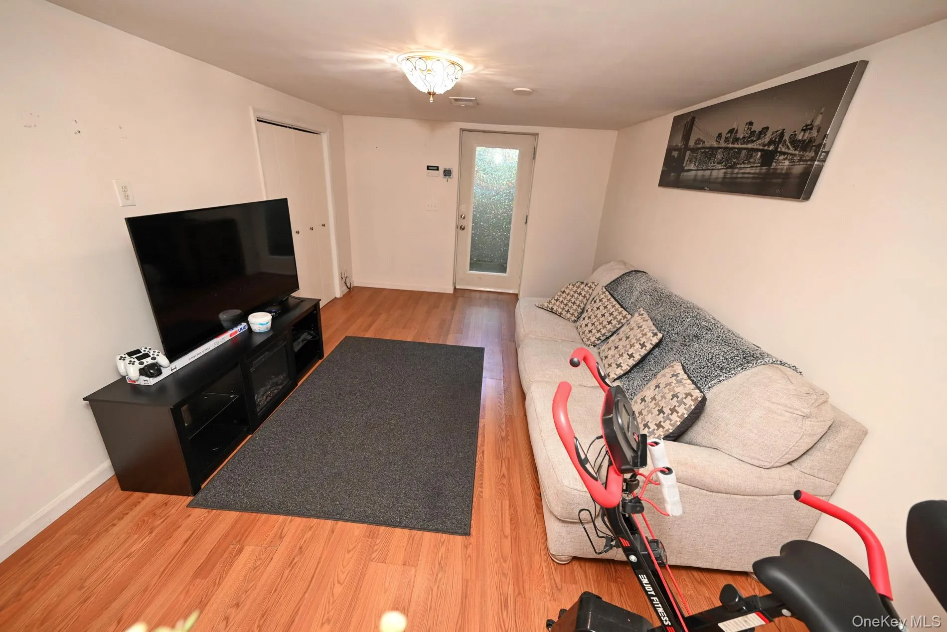 19 Midday Drive, Brookhaven, NY, 4 Bedrooms Bedrooms, 10 Rooms Rooms,3 BathroomsBathrooms,Residential,For Rent,Midday,0,1009640 19 Midday Drive, Brookhaven, NY, 4 Bedrooms Bedrooms, 10 Rooms Rooms,3 BathroomsBathrooms,Residential,For Rent,Midday,0,1009640