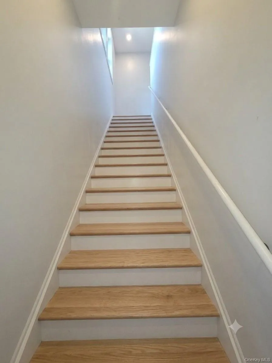 895 Rt-376, East Fishkill, NY, 1 Bedroom Bedrooms, 3 Rooms Rooms,1 BathroomBathrooms,Residential Lease,For Rent,Rt-376,0,1009643 895 Rt-376, East Fishkill, NY, 1 Bedroom Bedrooms, 3 Rooms Rooms,1 BathroomBathrooms,Residential Lease,For Rent,Rt-376,0,1009643