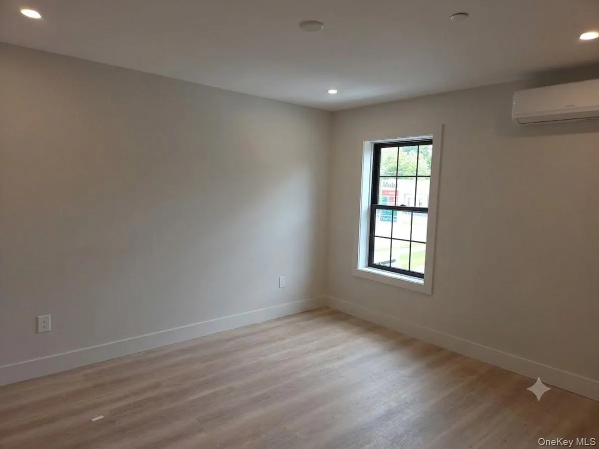 895 Rt-376, East Fishkill, NY, 1 Bedroom Bedrooms, 3 Rooms Rooms,1 BathroomBathrooms,Residential Lease,For Rent,Rt-376,0,1009643 895 Rt-376, East Fishkill, NY, 1 Bedroom Bedrooms, 3 Rooms Rooms,1 BathroomBathrooms,Residential Lease,For Rent,Rt-376,0,1009643
