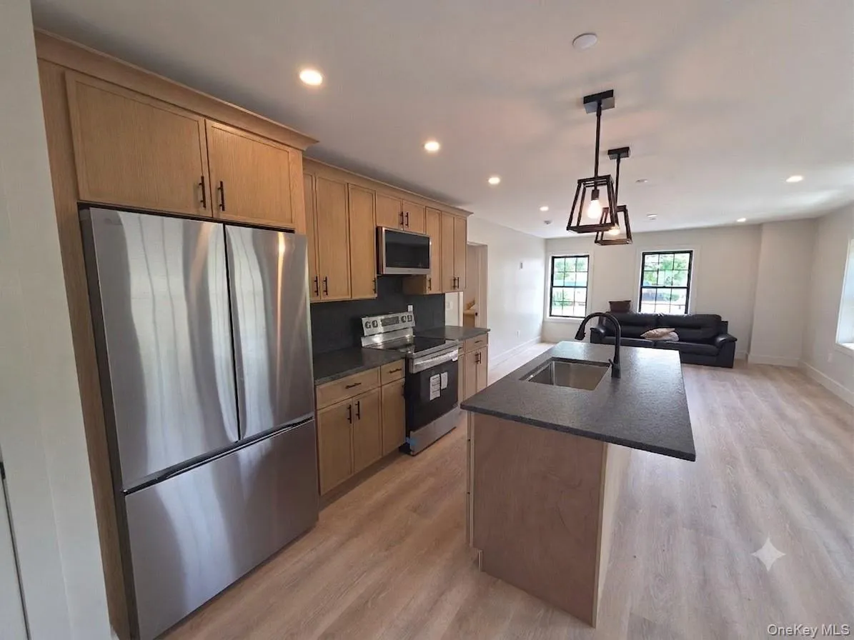 895 Rt-376, East Fishkill, NY, 1 Bedroom Bedrooms, 3 Rooms Rooms,1 BathroomBathrooms,Residential Lease,For Rent,Rt-376,0,1009643 895 Rt-376, East Fishkill, NY, 1 Bedroom Bedrooms, 3 Rooms Rooms,1 BathroomBathrooms,Residential Lease,For Rent,Rt-376,0,1009643