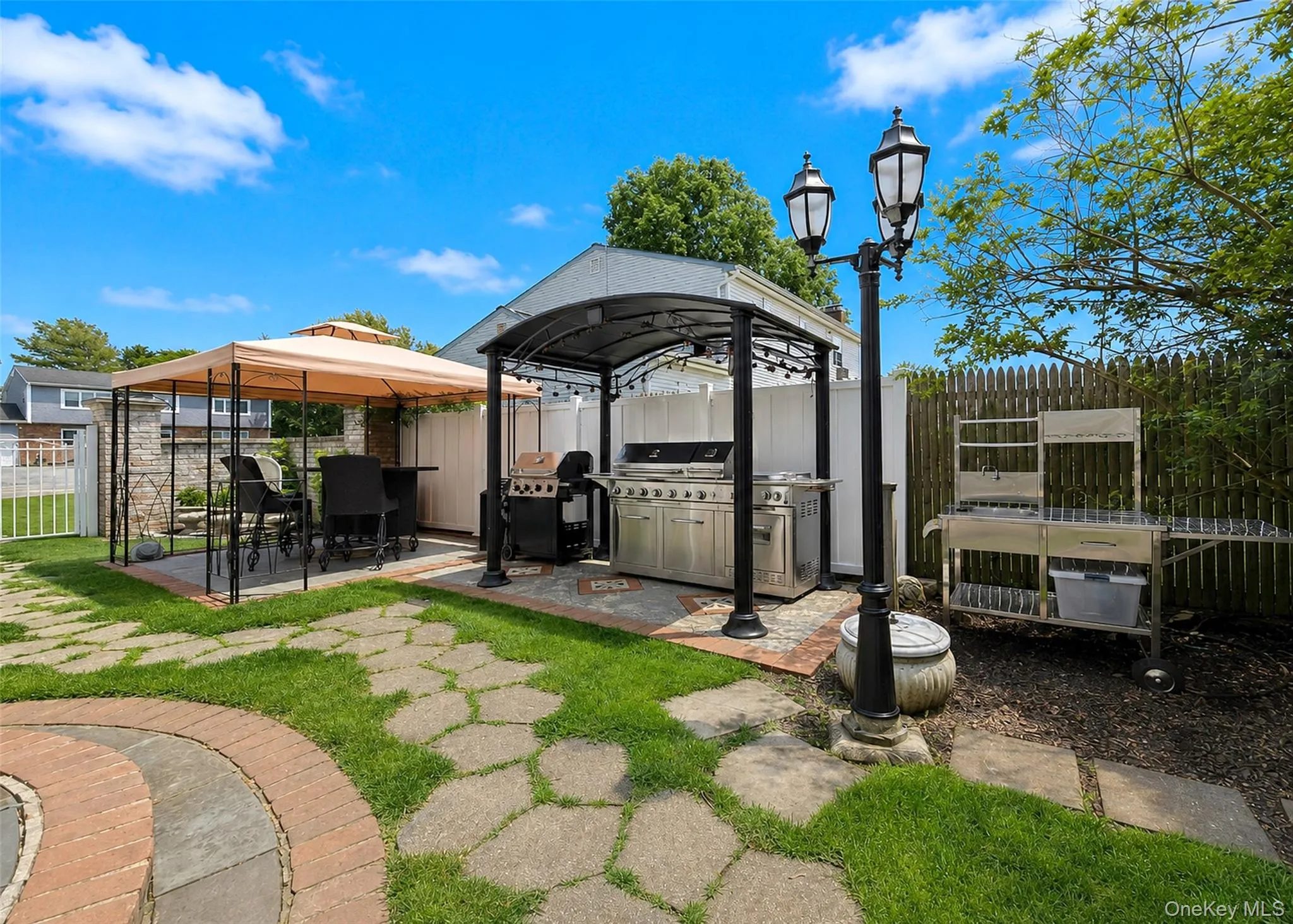 6 Naybor Avenue, Brookhaven, NY, 4 Bedrooms Bedrooms, 12 Rooms Rooms,3 BathroomsBathrooms,Residential,For Rent,Naybor,0,1009647 6 Naybor Avenue, Brookhaven, NY, 4 Bedrooms Bedrooms, 12 Rooms Rooms,3 BathroomsBathrooms,Residential,For Rent,Naybor,0,1009647
