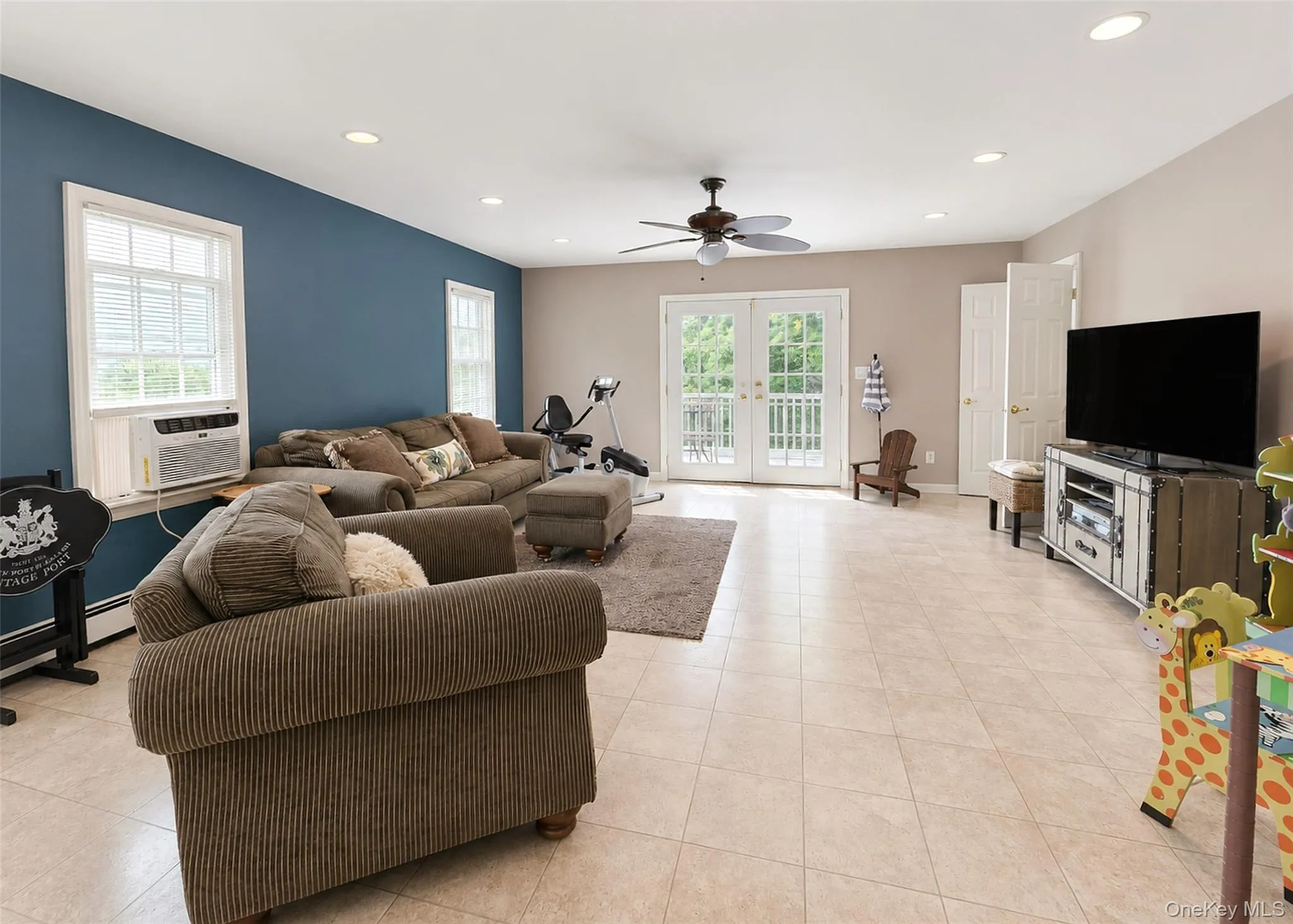 6 Naybor Avenue, Brookhaven, NY, 4 Bedrooms Bedrooms, 12 Rooms Rooms,3 BathroomsBathrooms,Residential,For Rent,Naybor,0,1009647 6 Naybor Avenue, Brookhaven, NY, 4 Bedrooms Bedrooms, 12 Rooms Rooms,3 BathroomsBathrooms,Residential,For Rent,Naybor,0,1009647