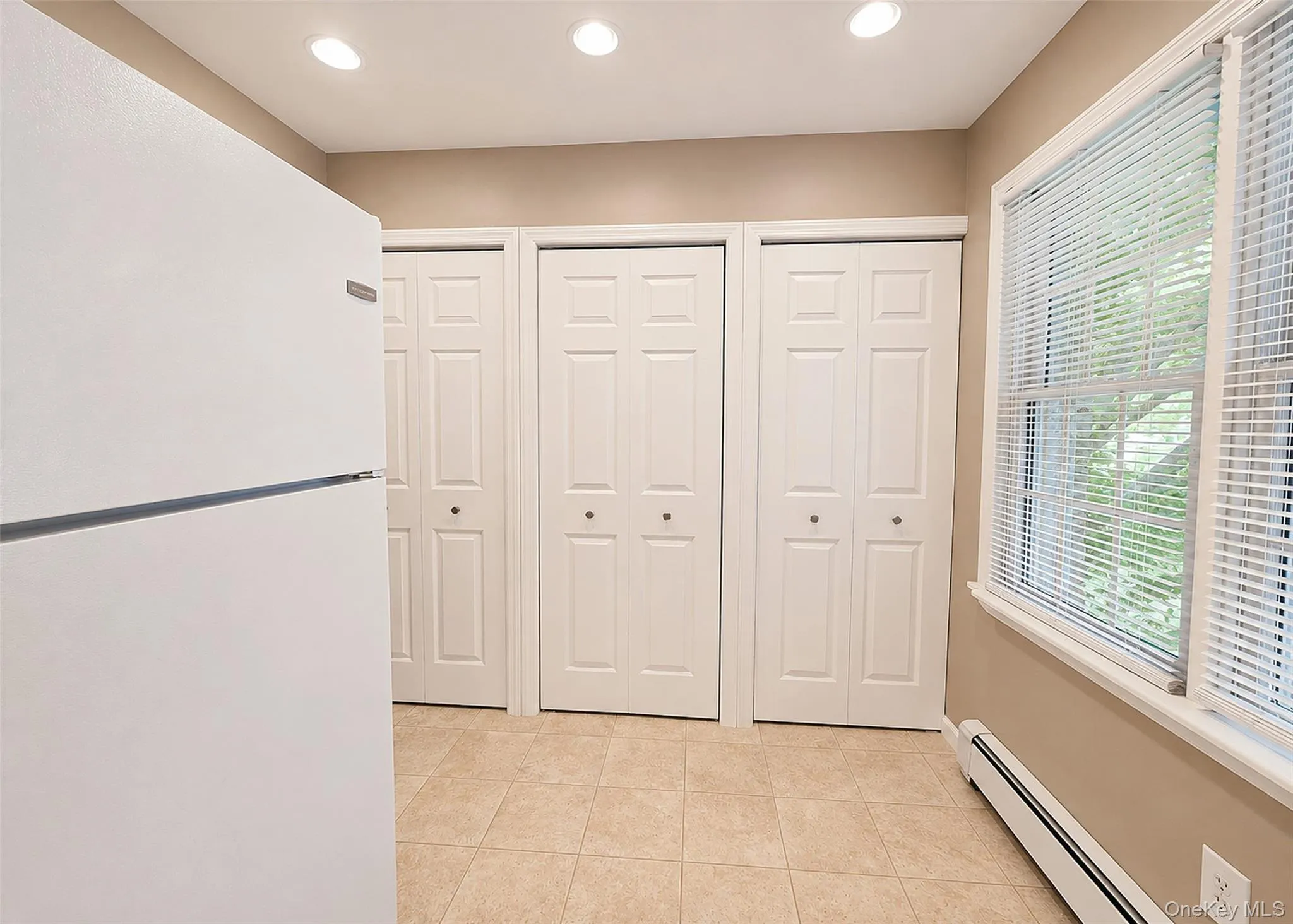 6 Naybor Avenue, Brookhaven, NY, 4 Bedrooms Bedrooms, 12 Rooms Rooms,3 BathroomsBathrooms,Residential,For Rent,Naybor,0,1009647 6 Naybor Avenue, Brookhaven, NY, 4 Bedrooms Bedrooms, 12 Rooms Rooms,3 BathroomsBathrooms,Residential,For Rent,Naybor,0,1009647