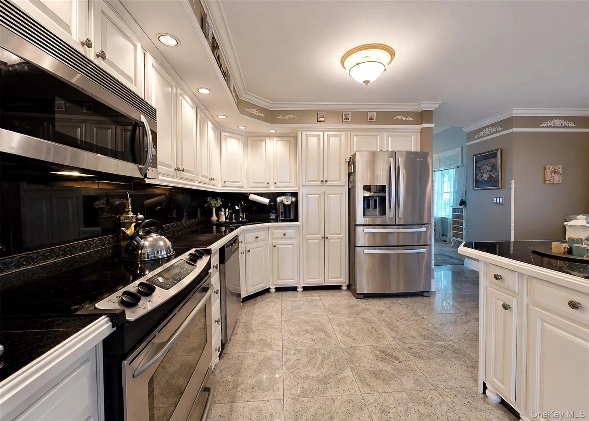 6 Naybor Avenue, Brookhaven, NY, 4 Bedrooms Bedrooms, 12 Rooms Rooms,3 BathroomsBathrooms,Residential,For Rent,Naybor,0,1009647 6 Naybor Avenue, Brookhaven, NY, 4 Bedrooms Bedrooms, 12 Rooms Rooms,3 BathroomsBathrooms,Residential,For Rent,Naybor,0,1009647