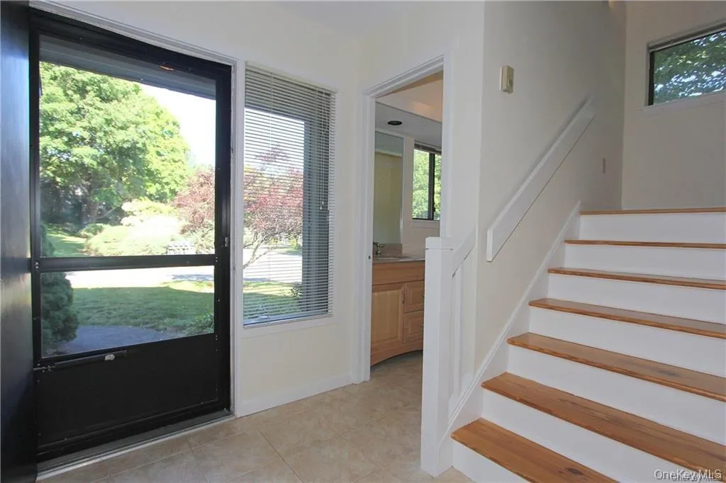 246 Heritage Hills Drive, Somers, NY, 3 Bedrooms Bedrooms, 6 Rooms Rooms,2 BathroomsBathrooms,Residential Lease,For Rent,Heritage Hills,0,1009649 246 Heritage Hills Drive, Somers, NY, 3 Bedrooms Bedrooms, 6 Rooms Rooms,2 BathroomsBathrooms,Residential Lease,For Rent,Heritage Hills,0,1009649