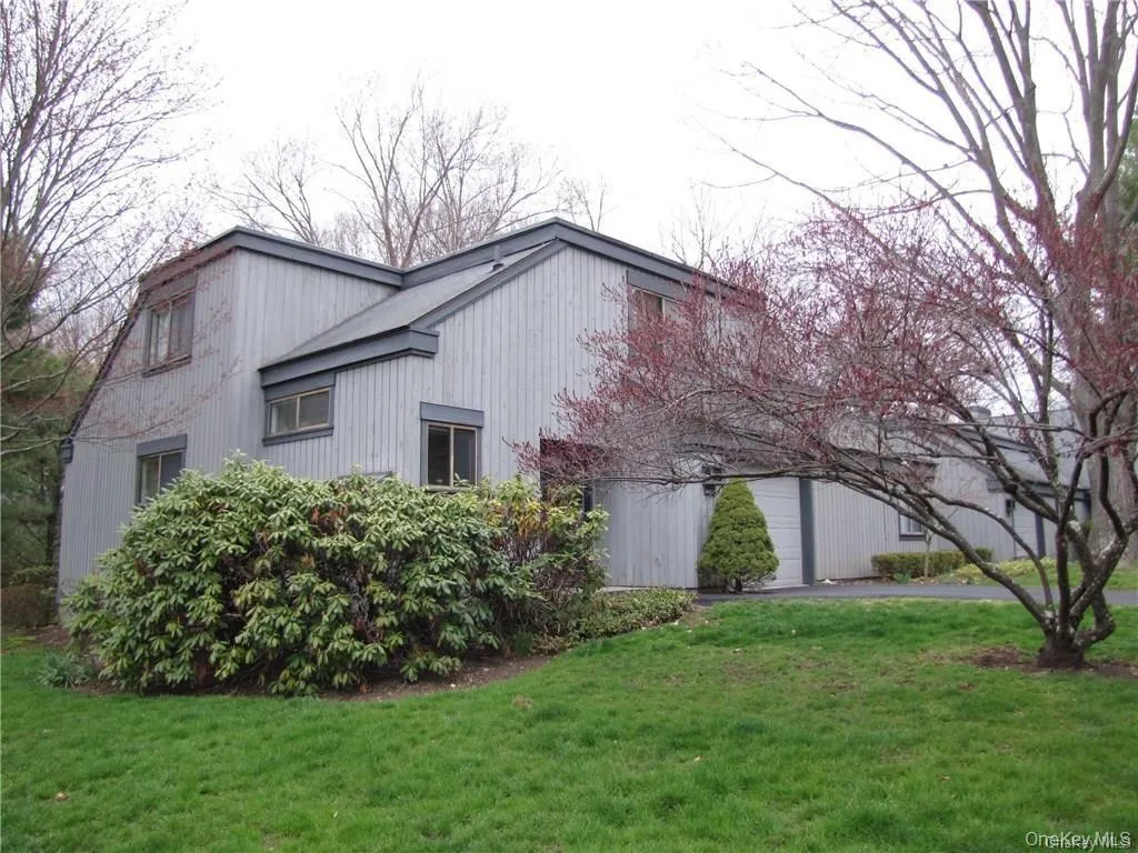 246 Heritage Hills Drive, Somers, NY, 3 Bedrooms Bedrooms, 6 Rooms Rooms,2 BathroomsBathrooms,Residential Lease,For Rent,Heritage Hills,0,1009649 246 Heritage Hills Drive, Somers, NY, 3 Bedrooms Bedrooms, 6 Rooms Rooms,2 BathroomsBathrooms,Residential Lease,For Rent,Heritage Hills,0,1009649