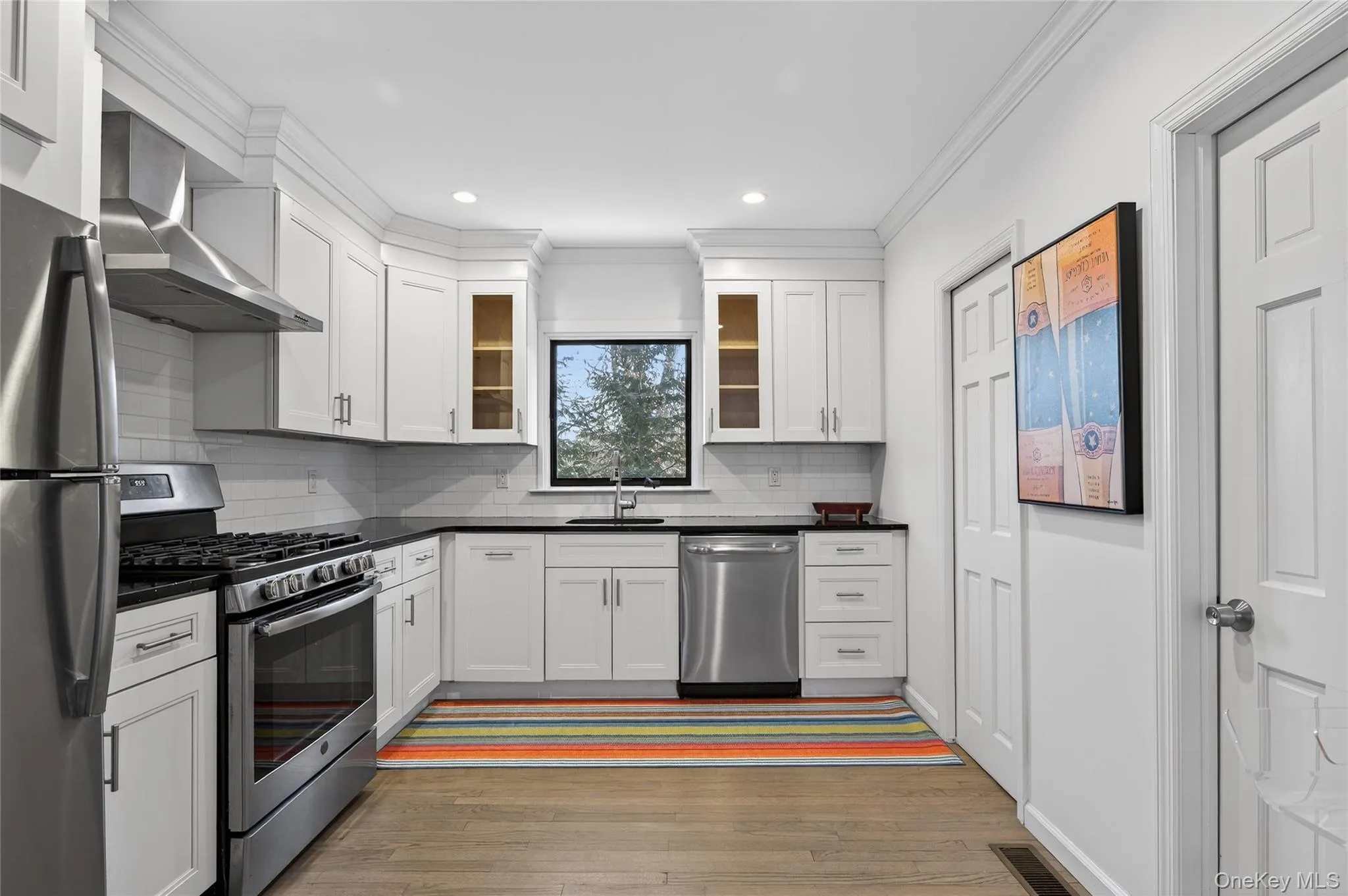 2 Prospect Avenue, Oyster Bay, NY, 2 Bedrooms Bedrooms, 5 Rooms Rooms,1 BathroomBathrooms,Residential Lease,For Rent,Prospect,0,1009650 2 Prospect Avenue, Oyster Bay, NY, 2 Bedrooms Bedrooms, 5 Rooms Rooms,1 BathroomBathrooms,Residential Lease,For Rent,Prospect,0,1009650