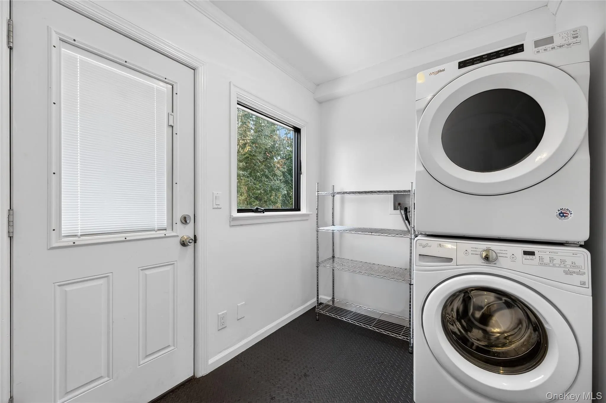 2 Prospect Avenue, Oyster Bay, NY, 2 Bedrooms Bedrooms, 5 Rooms Rooms,1 BathroomBathrooms,Residential Lease,For Rent,Prospect,0,1009650 2 Prospect Avenue, Oyster Bay, NY, 2 Bedrooms Bedrooms, 5 Rooms Rooms,1 BathroomBathrooms,Residential Lease,For Rent,Prospect,0,1009650