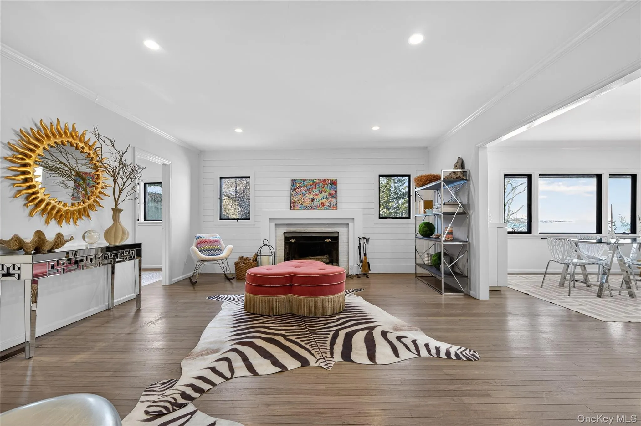 2 Prospect Avenue, Oyster Bay, NY, 2 Bedrooms Bedrooms, 5 Rooms Rooms,1 BathroomBathrooms,Residential Lease,For Rent,Prospect,0,1009650 2 Prospect Avenue, Oyster Bay, NY, 2 Bedrooms Bedrooms, 5 Rooms Rooms,1 BathroomBathrooms,Residential Lease,For Rent,Prospect,0,1009650